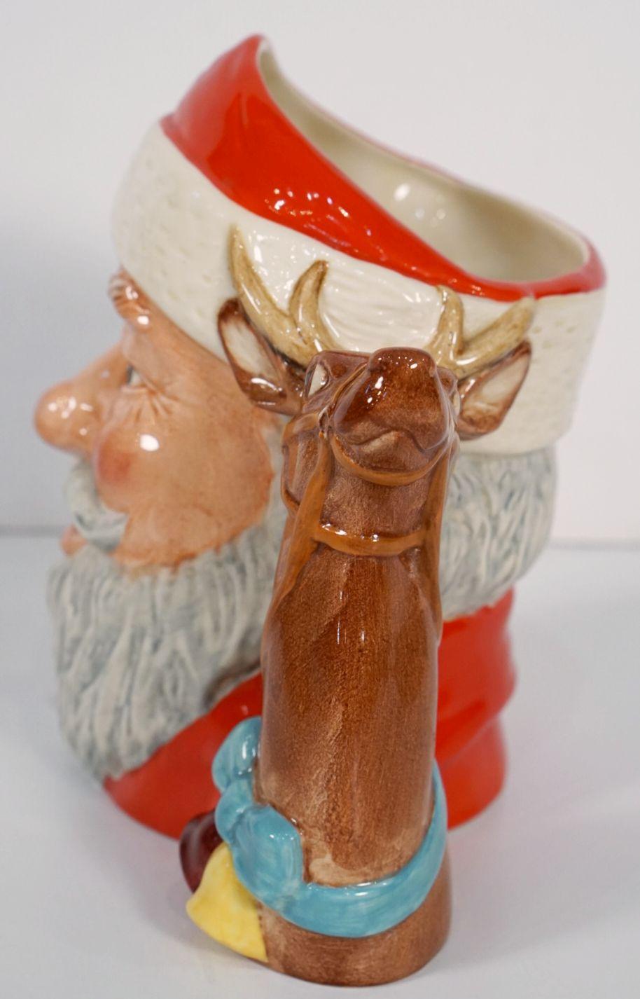 Pichet caractéristique du Santa Claus de Royal Doulton, Angleterre en vente 1