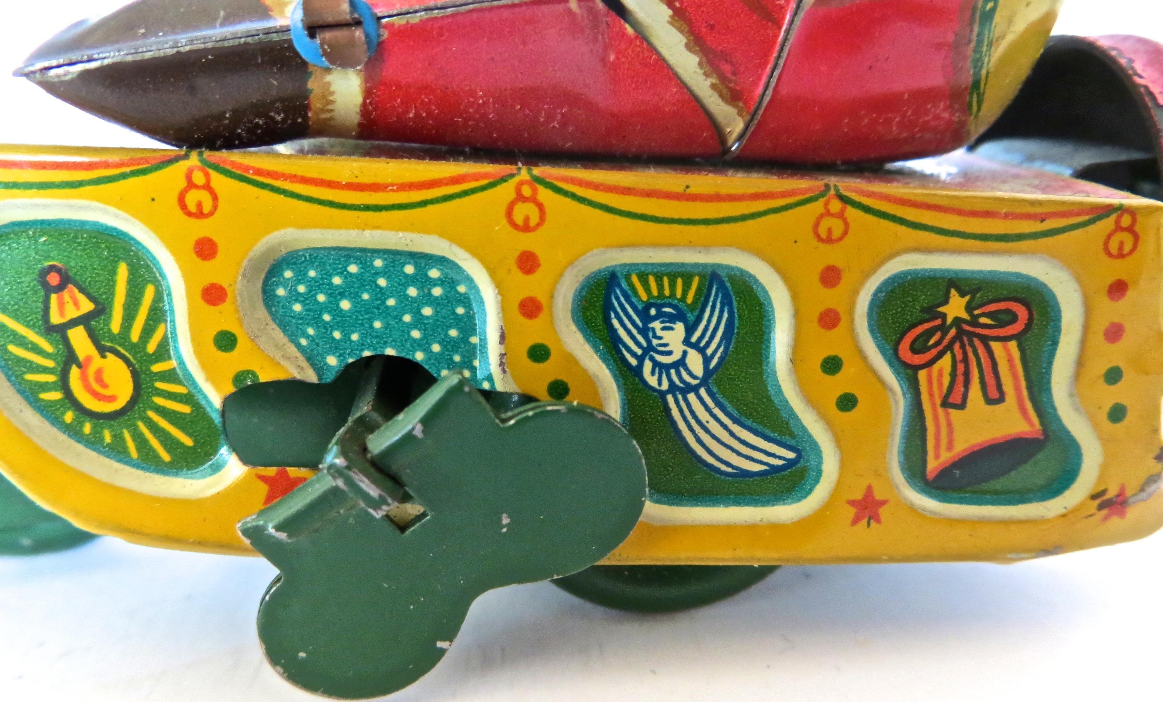 Santa Claus in a Sleigh Wind Up Toy Japan, circa 1953 In Good Condition In Incline Village, NV