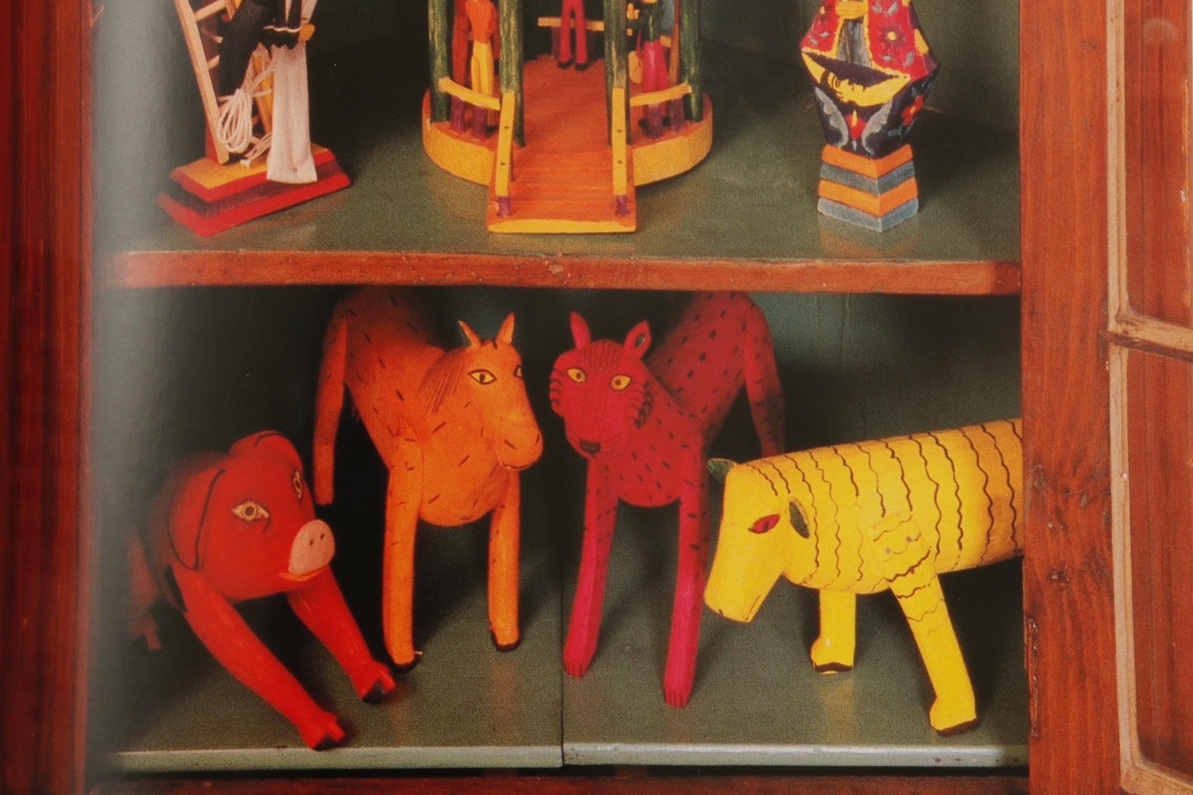 Papier Style Santa Fe par Christine Mather et Sharon Woods en vente