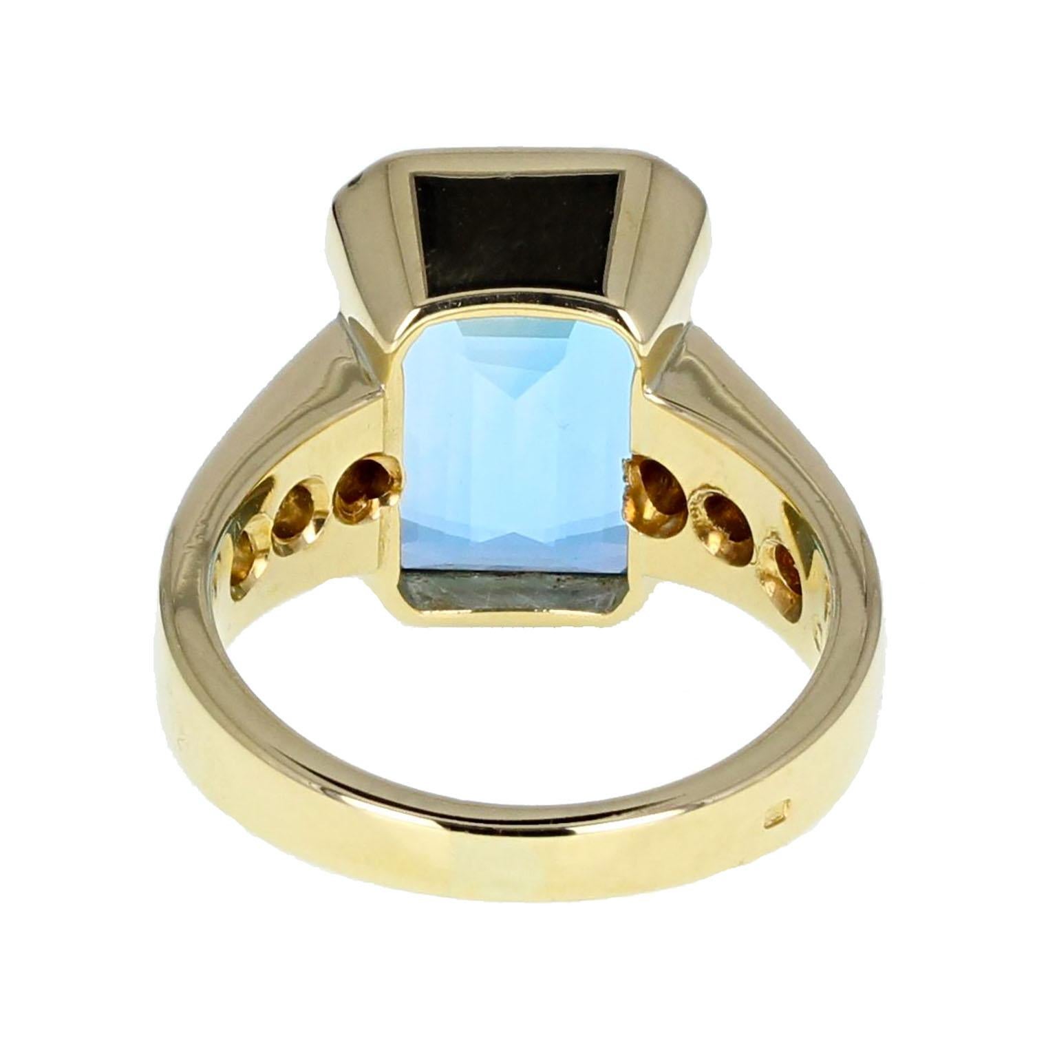 Emerald Cut Santa Maria 6 Carat Aquamarine Diamond Cocktail Ring For Sale