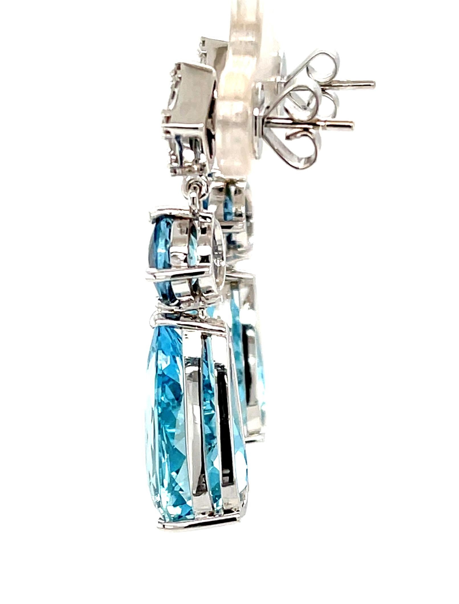 Santa Maria Aquamarine and Diamond Dangle Earrings in 18k White Gold In New Condition For Sale In Los Angeles, CA