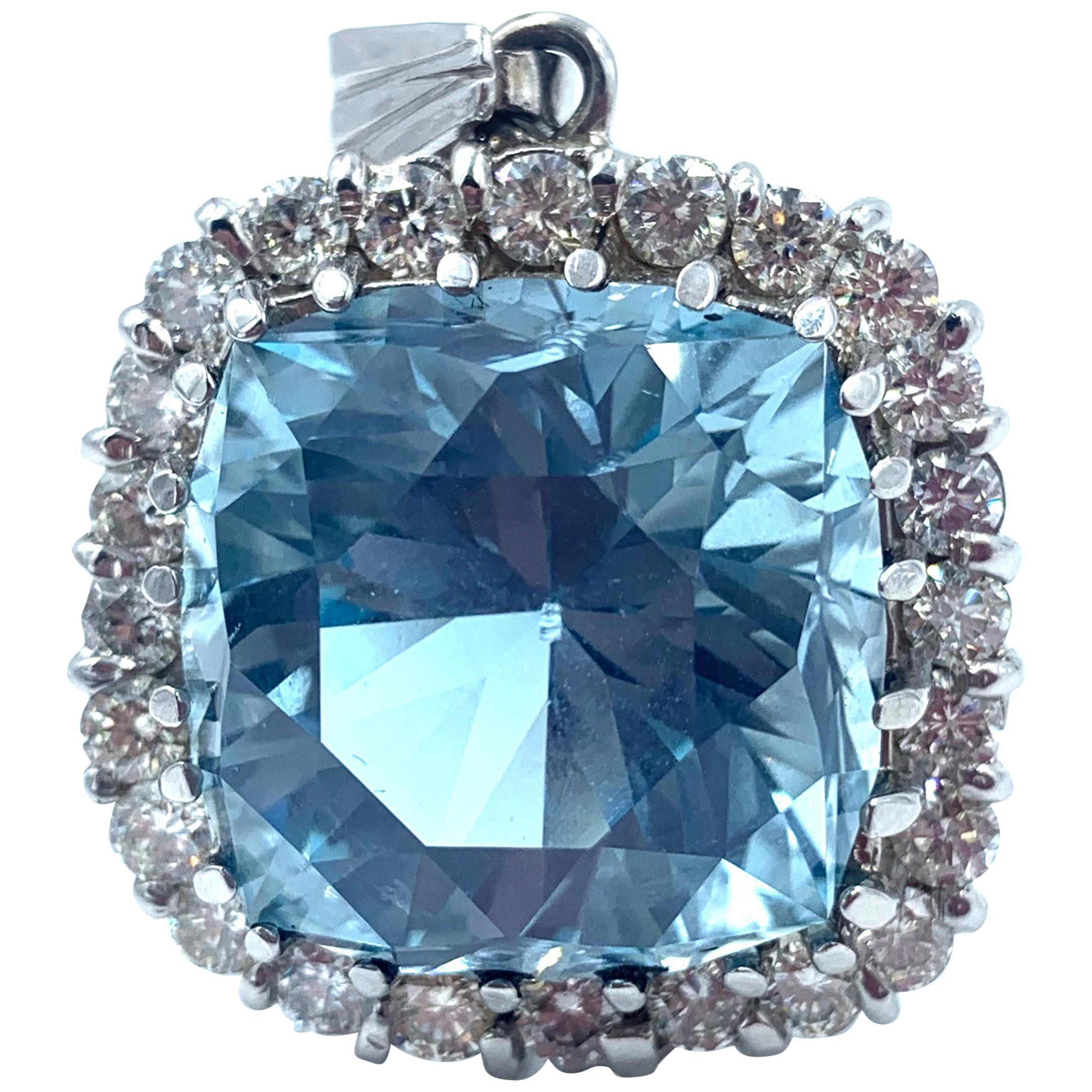 Santa Maria Aquamarine and Diamond Pendant For Sale