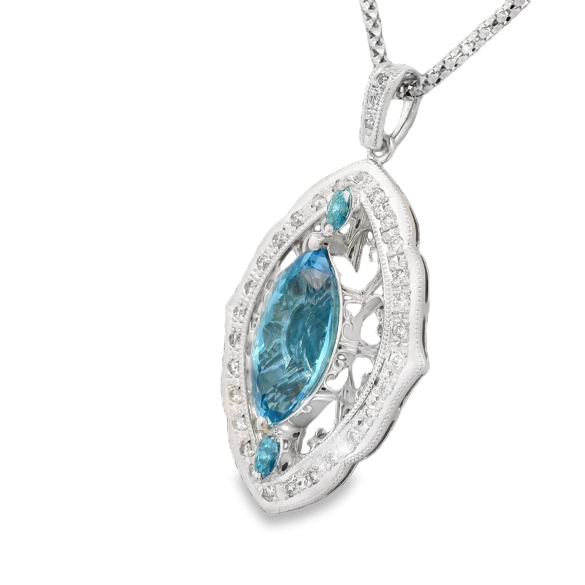 Santa Maria Aigue-marine Diamant Platine Pendentif Navette Pour femmes en vente