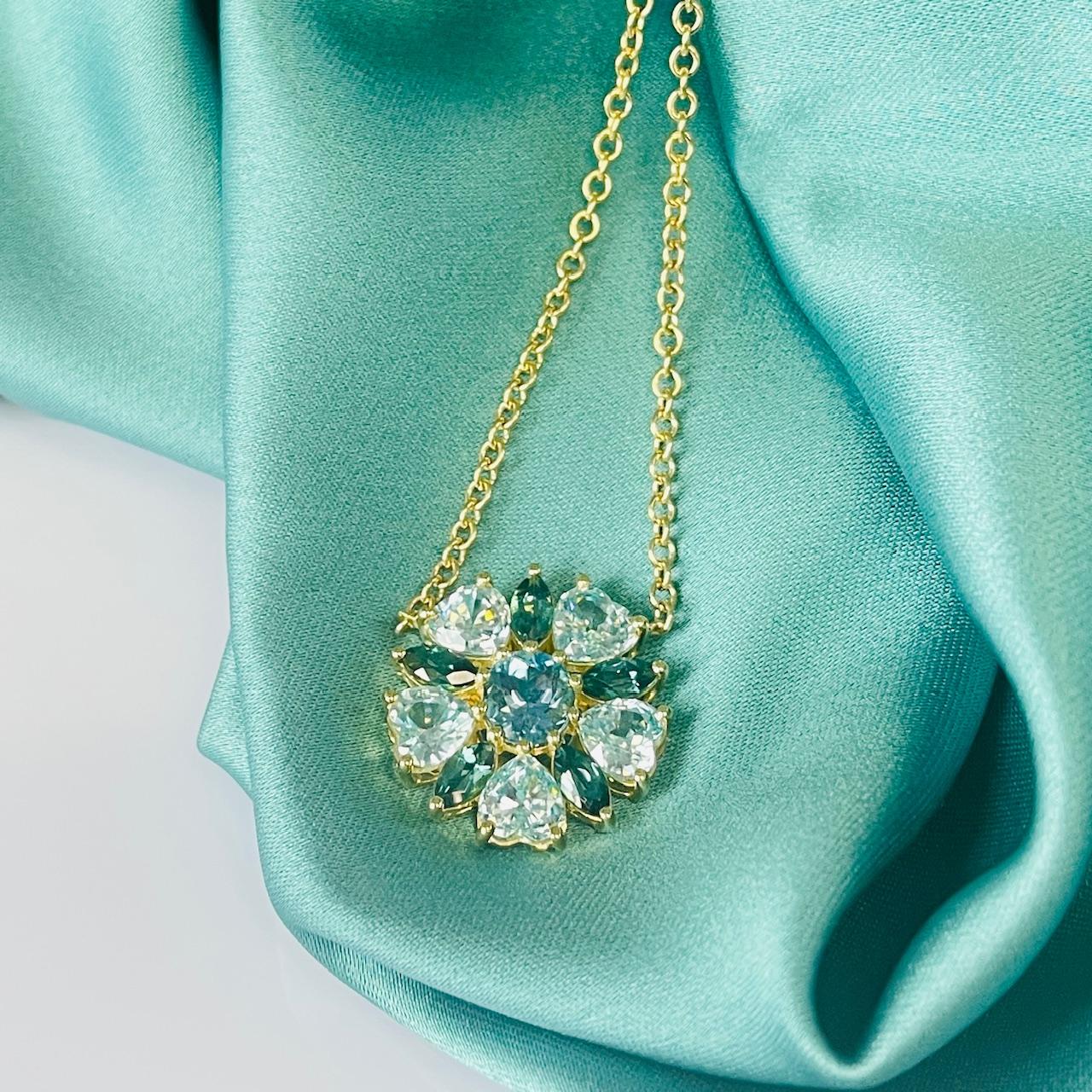 Collier en or jaune 18k avec aigue-marine, zircon bleu et topaze bleue de la mine Santa Maria en vente 1