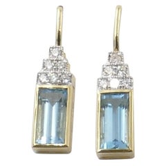 "Santa Maria" Pair of 18 Karat Yellow Gold Aquamarine and Diamond Earrings