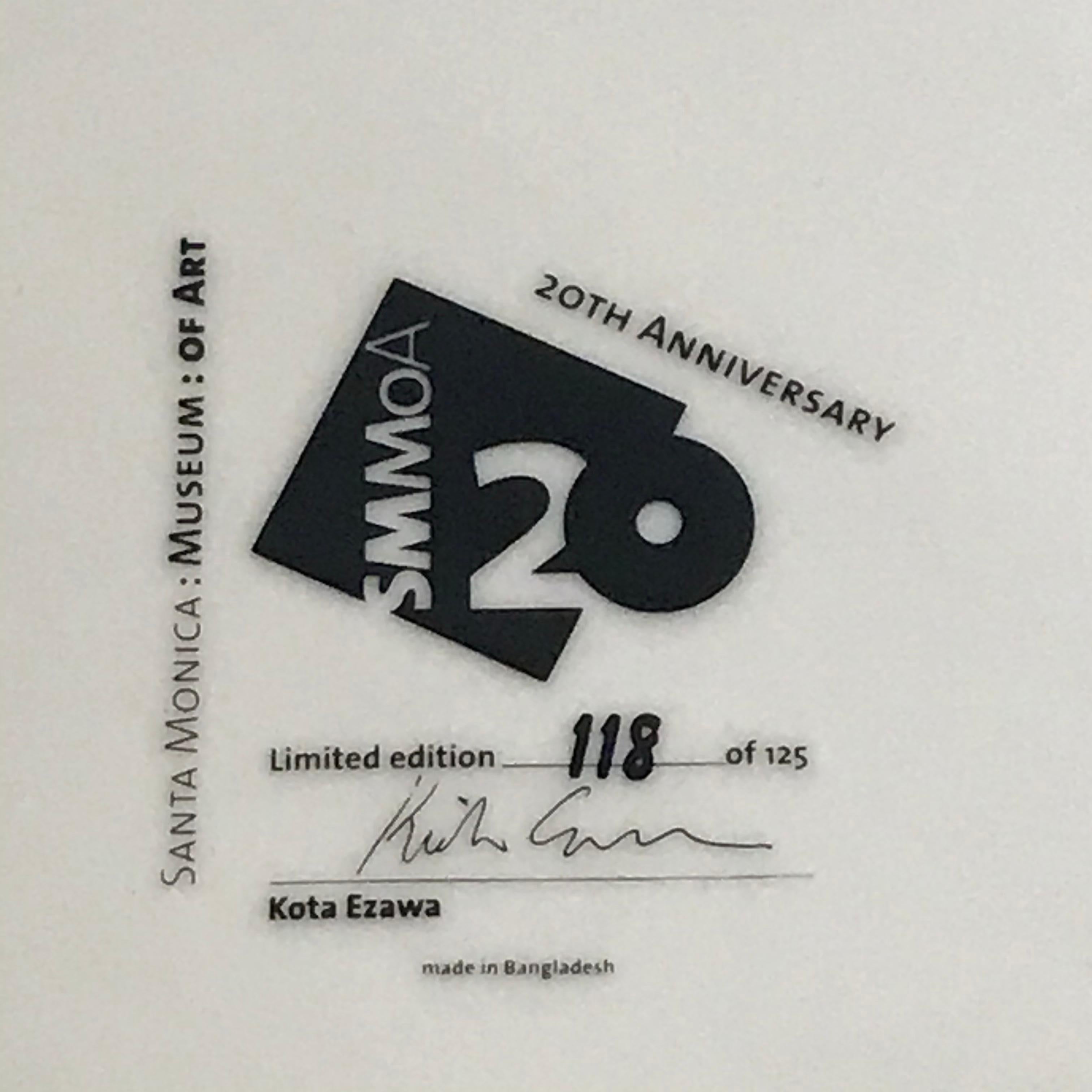 Santa Monica Museum of Art 20th Anniversary Kota Ezawa Plate In Excellent Condition In Brooklyn, NY