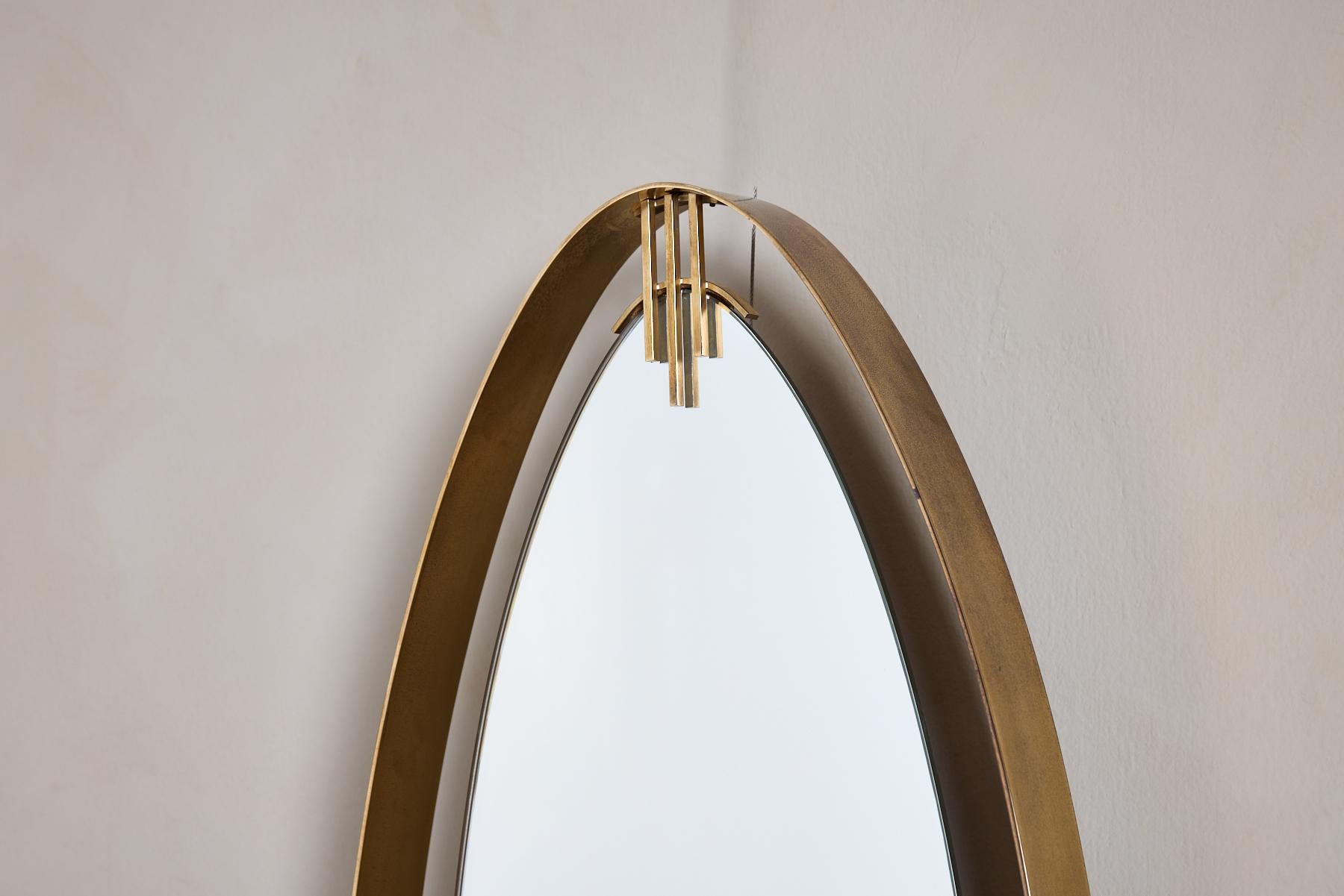 Santambrogio & De Berti Miroir en laiton Bon état - En vente à Beverly Hills, CA