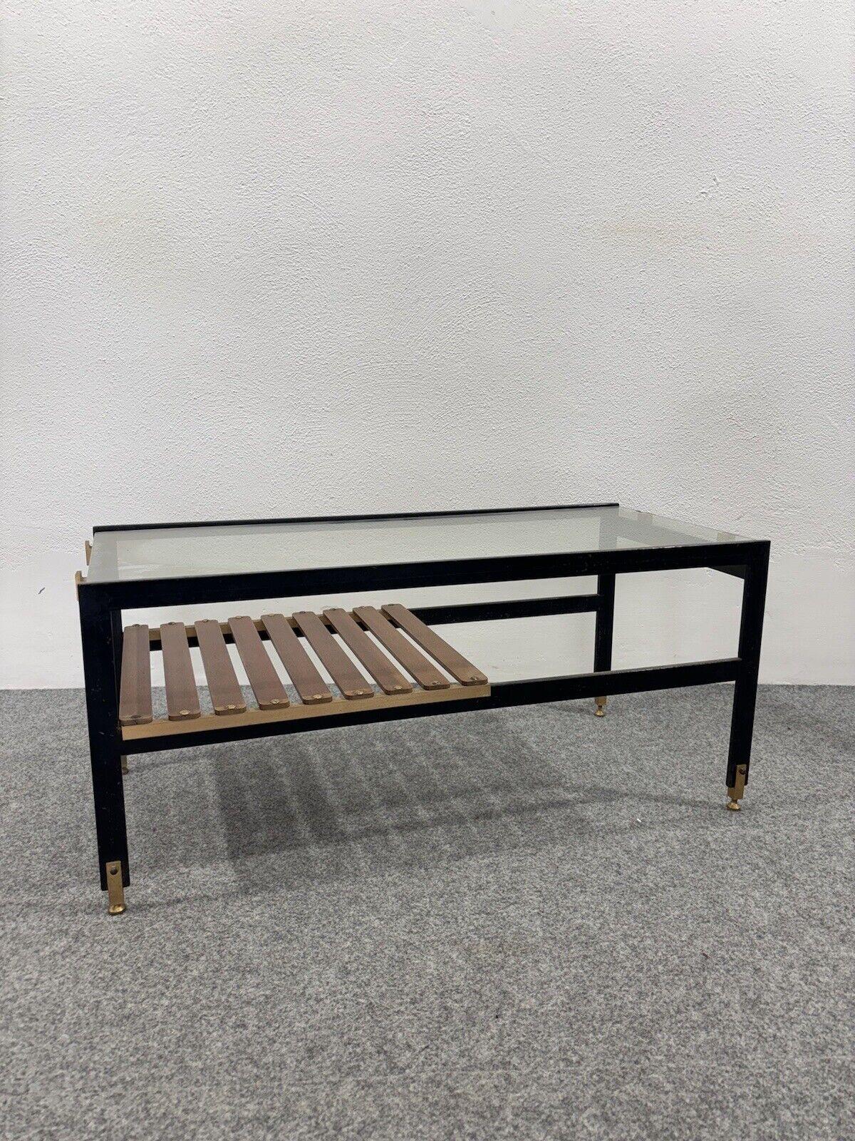 Italian Sant'Ambrogio & De Berti Wooden coffee table 1960s design Modernism For Sale