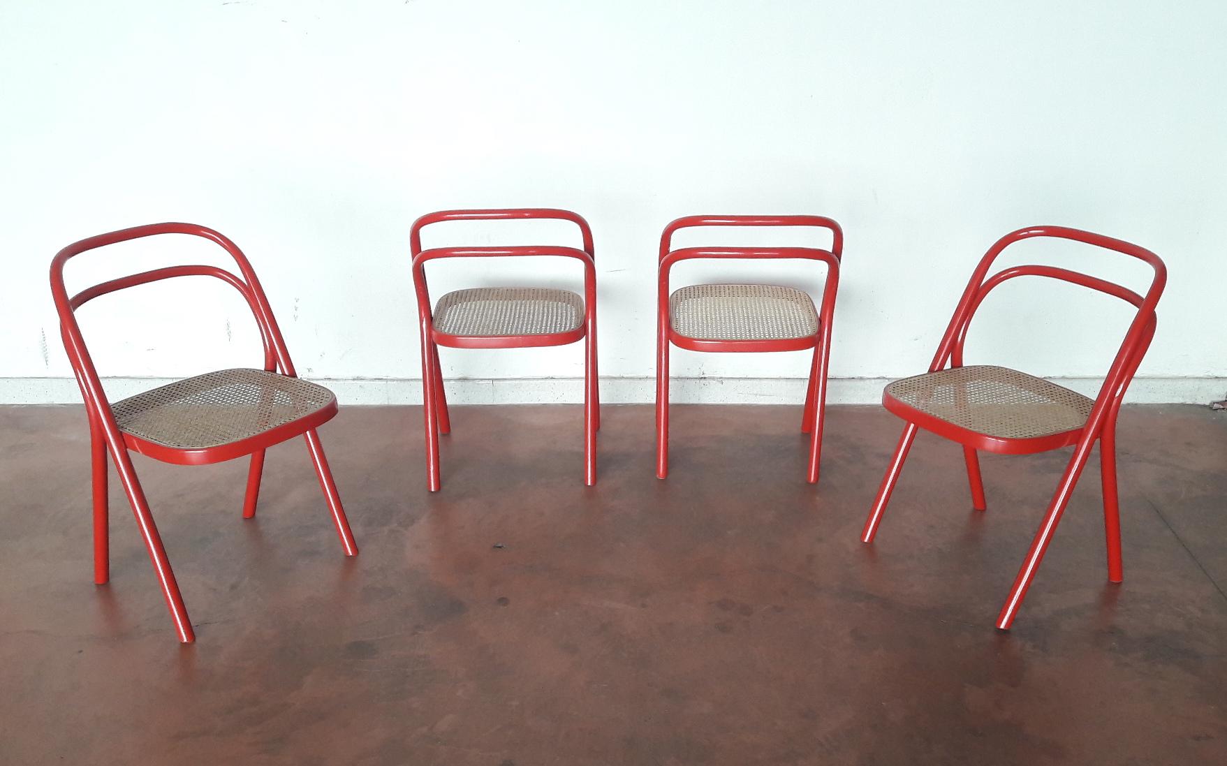 Santi Carlo 'Santina' Modern Red Bentwood Chairs for Zanotta, 1970s In Good Condition In Cassina de'Pecchi, IT