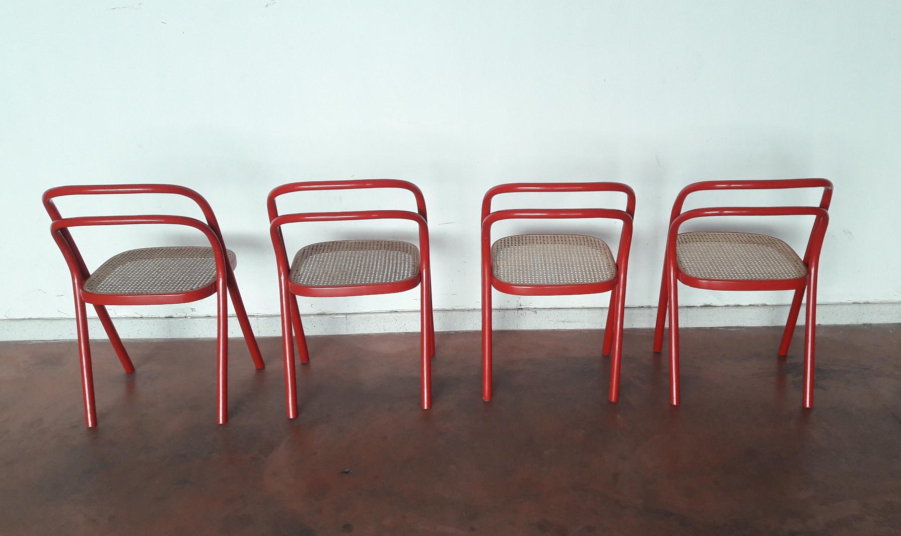 Sillas modernas de madera curvada roja 'Santina' de Santi Carlo para Zanotta, década de 1970 finales del siglo XX
