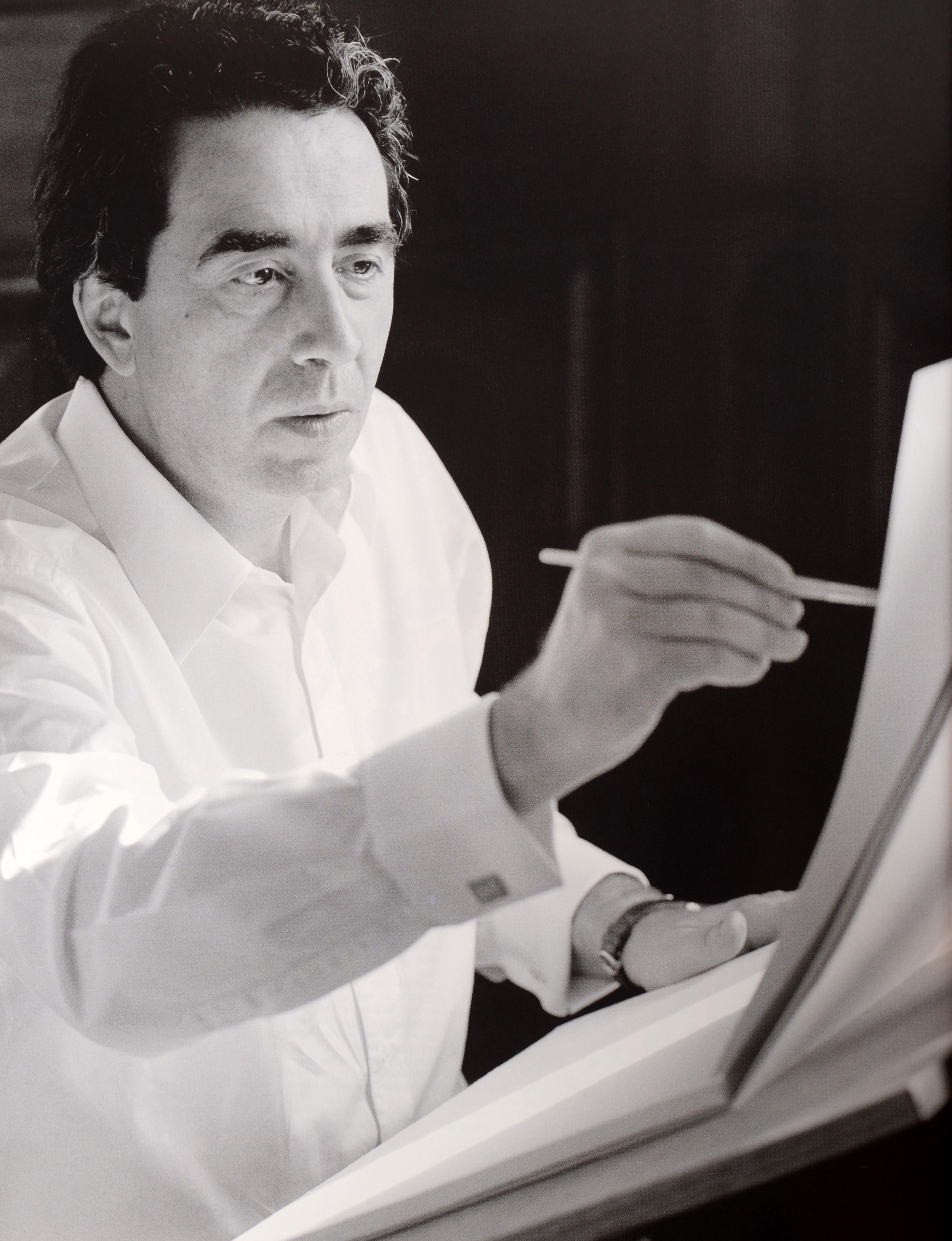 Santiago Calatrava: Complete Works 1979-2009 by Philip Jodidio. Publisher Taschen, 2009. 1st Ed hardcover with dust jacket, in English, French and German. Santiago Calatrava is one of the most innovative architects of the modern era. This book