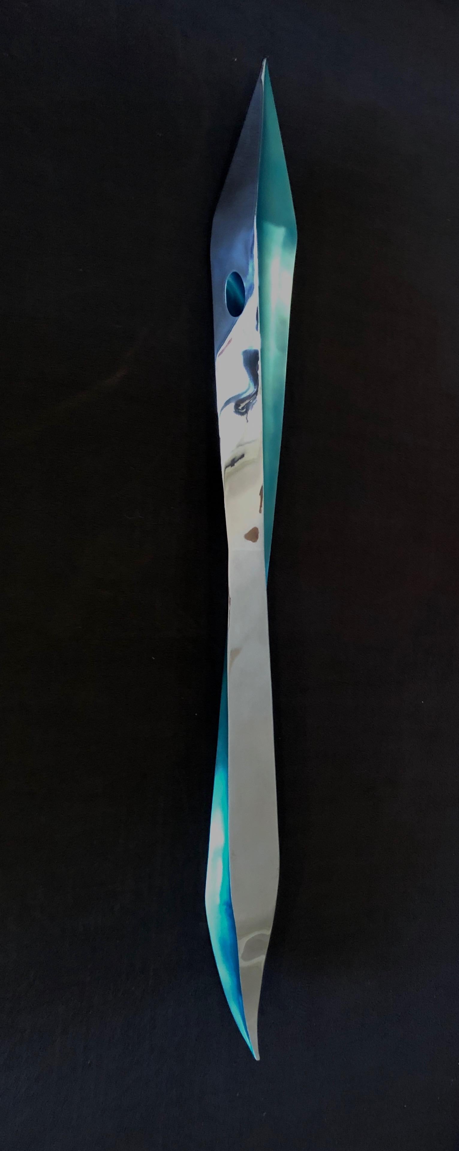 Santiago Medina - Blue Serenity, Sculpture 2020 For Sale 1