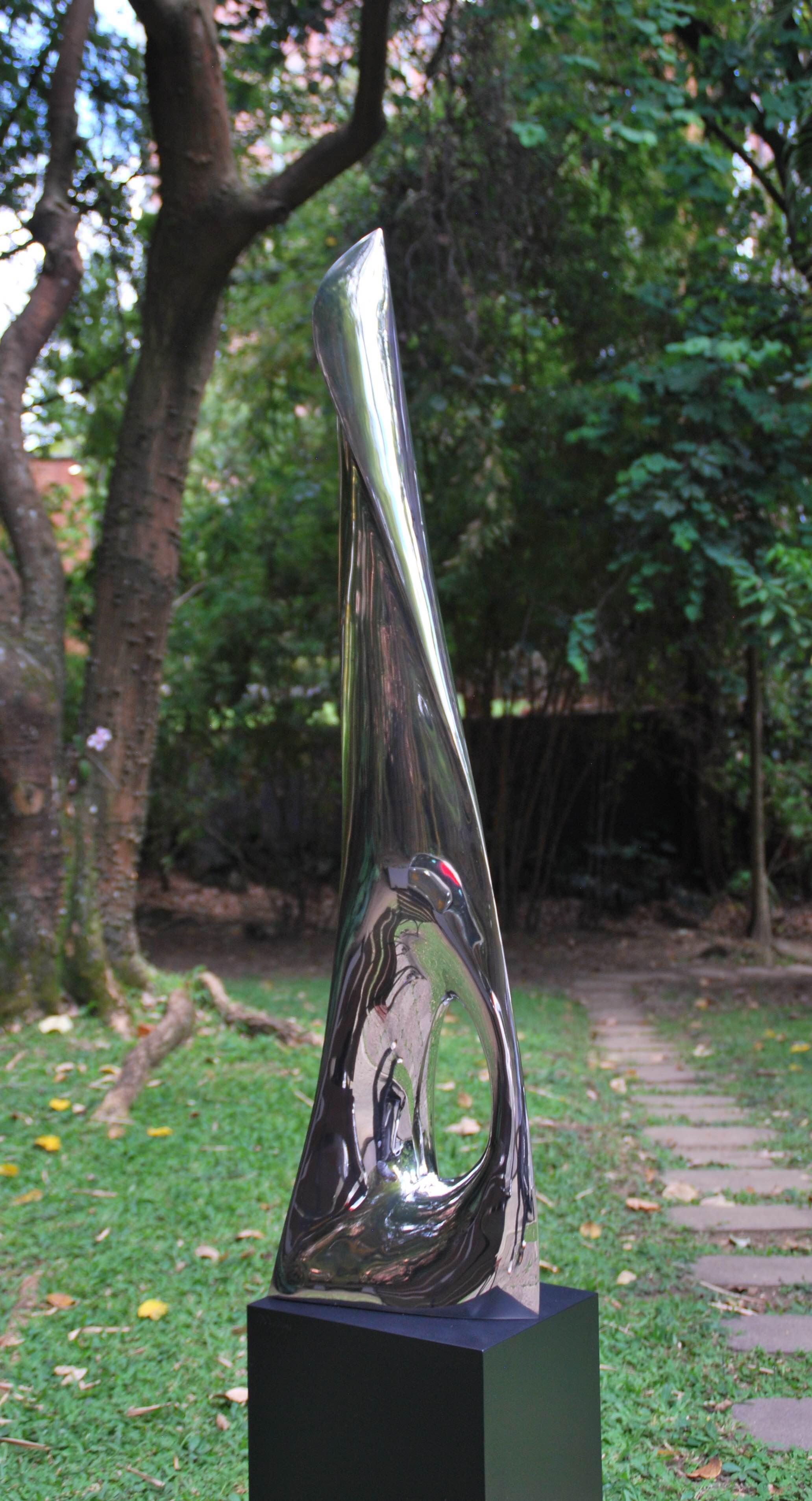 INSPIRATION OUTDOOR
Santiago Medina
ITALIAN STAINLESS STEEL
80 X 10.6 X 8 IN WITH BASE. BASE HEIGHT 27 IN.
Edition of 5

All sculptures are made with the highest quality Italian stainless steel available and imported from the Milan, Italy area. They