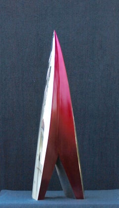 Santiago Medina - RED PINNACLE TABLE TOP, Sculpture 2022