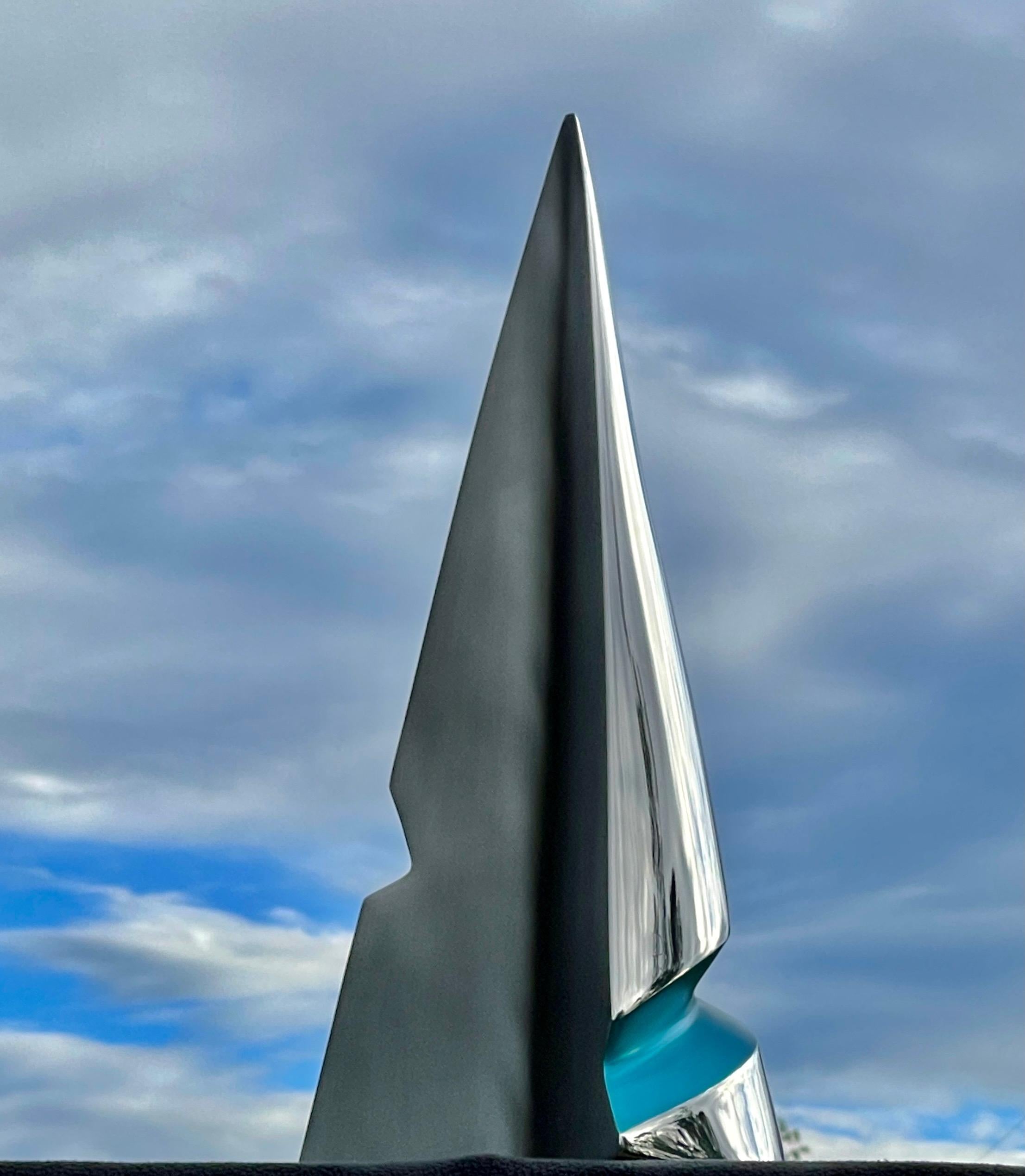 Santiago Medina - UNITY ( OUTDOOR MONUMENTAL), Sculpture 2021 For Sale 3