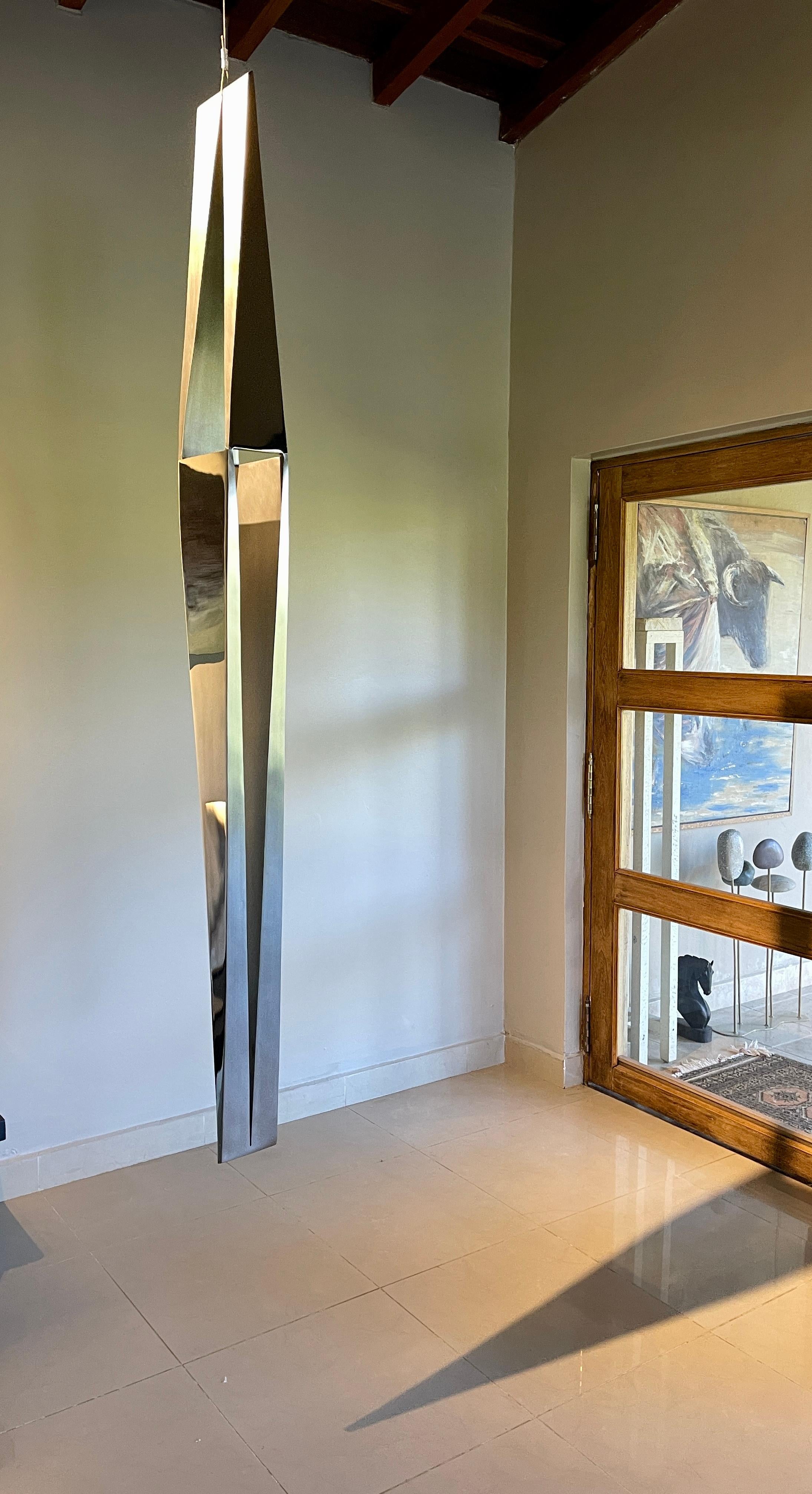 Santiago Medina - ZEN SUSPENDED, sculpture 2023