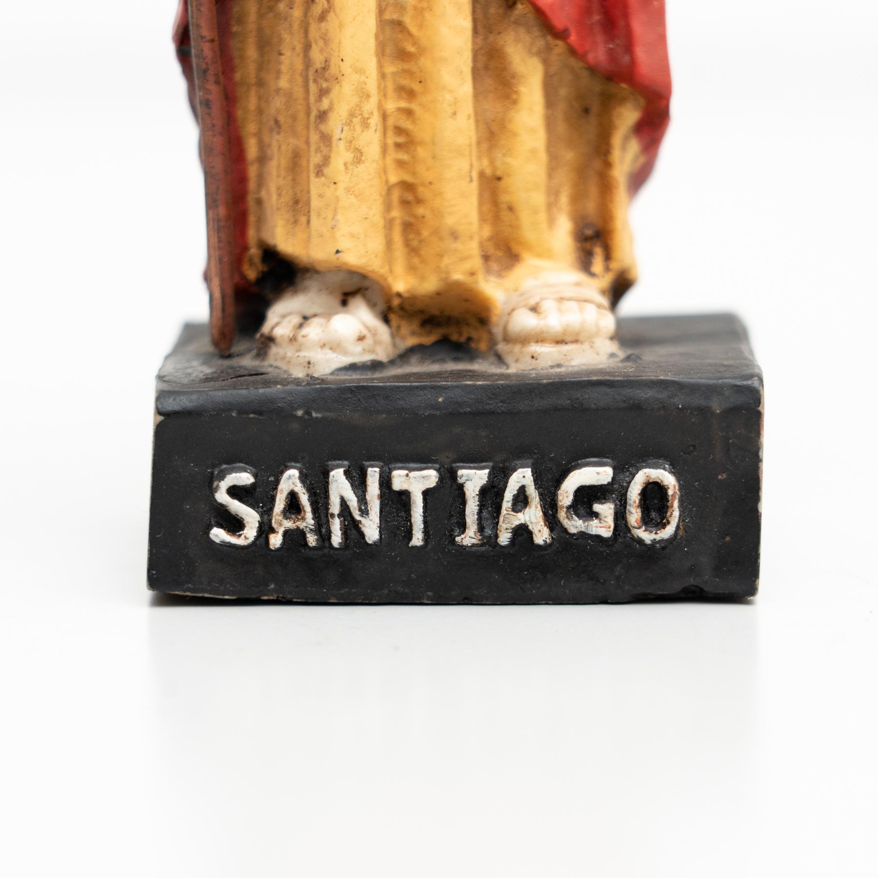 Spanische traditionelle Holzfigur aus Santiago im Angebot 1