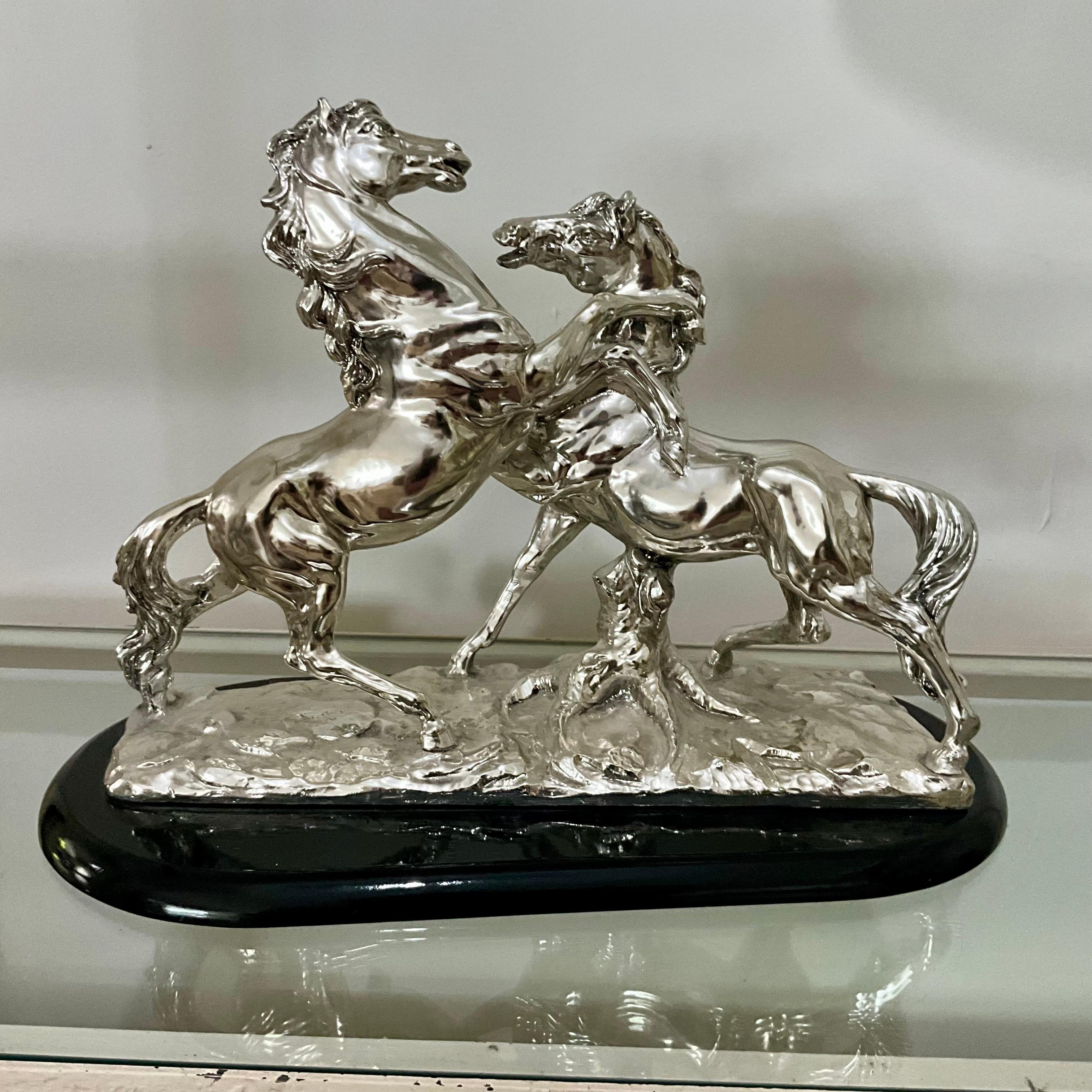 Santini Silvered Resin Sculpture of Two Rearing Horses, Signed, Italy Mid-20th C in vendita 3