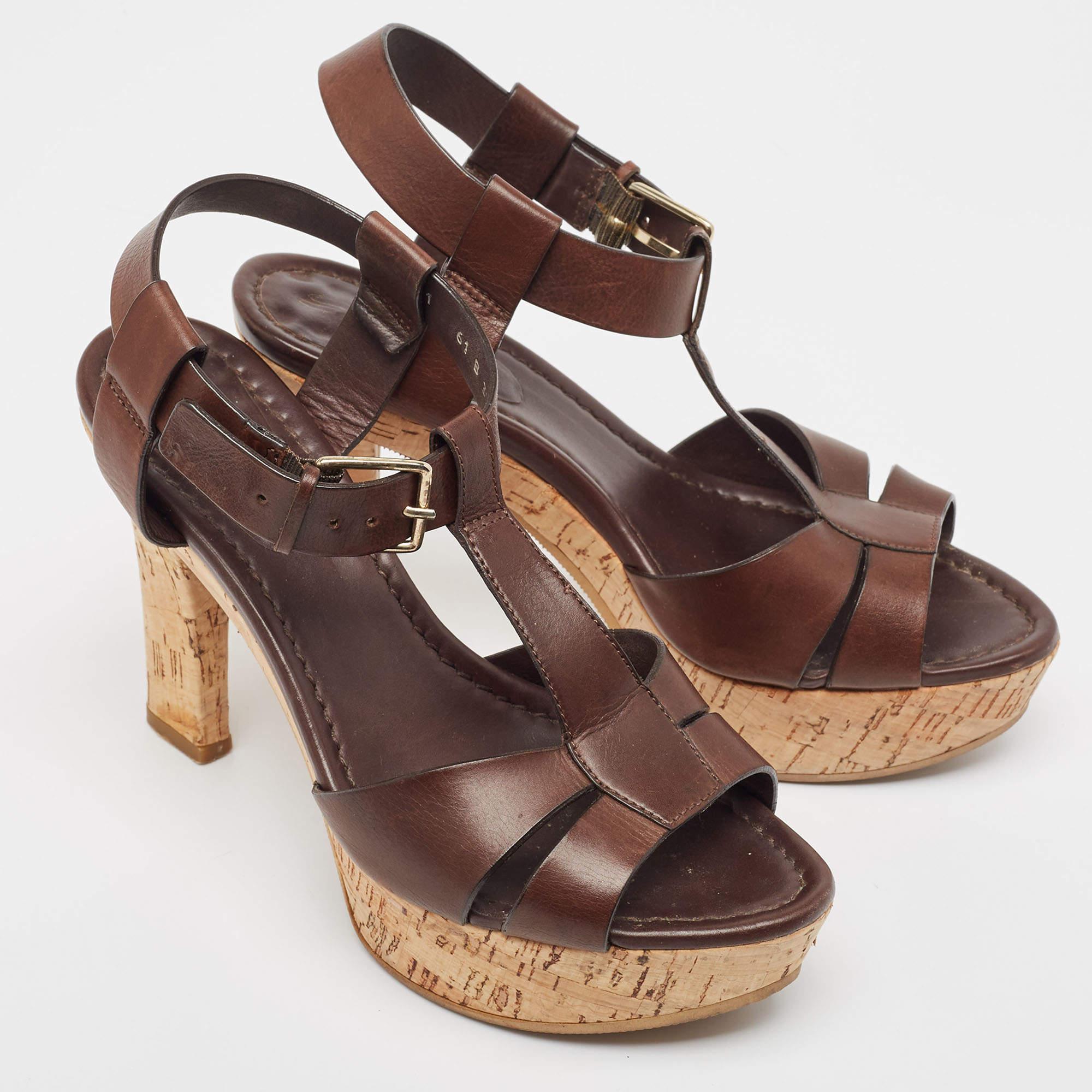 Santoni Sandali con cinturino alla caviglia in pelle marrone taglia 37 In condizioni buone in vendita a Dubai, Al Qouz 2
