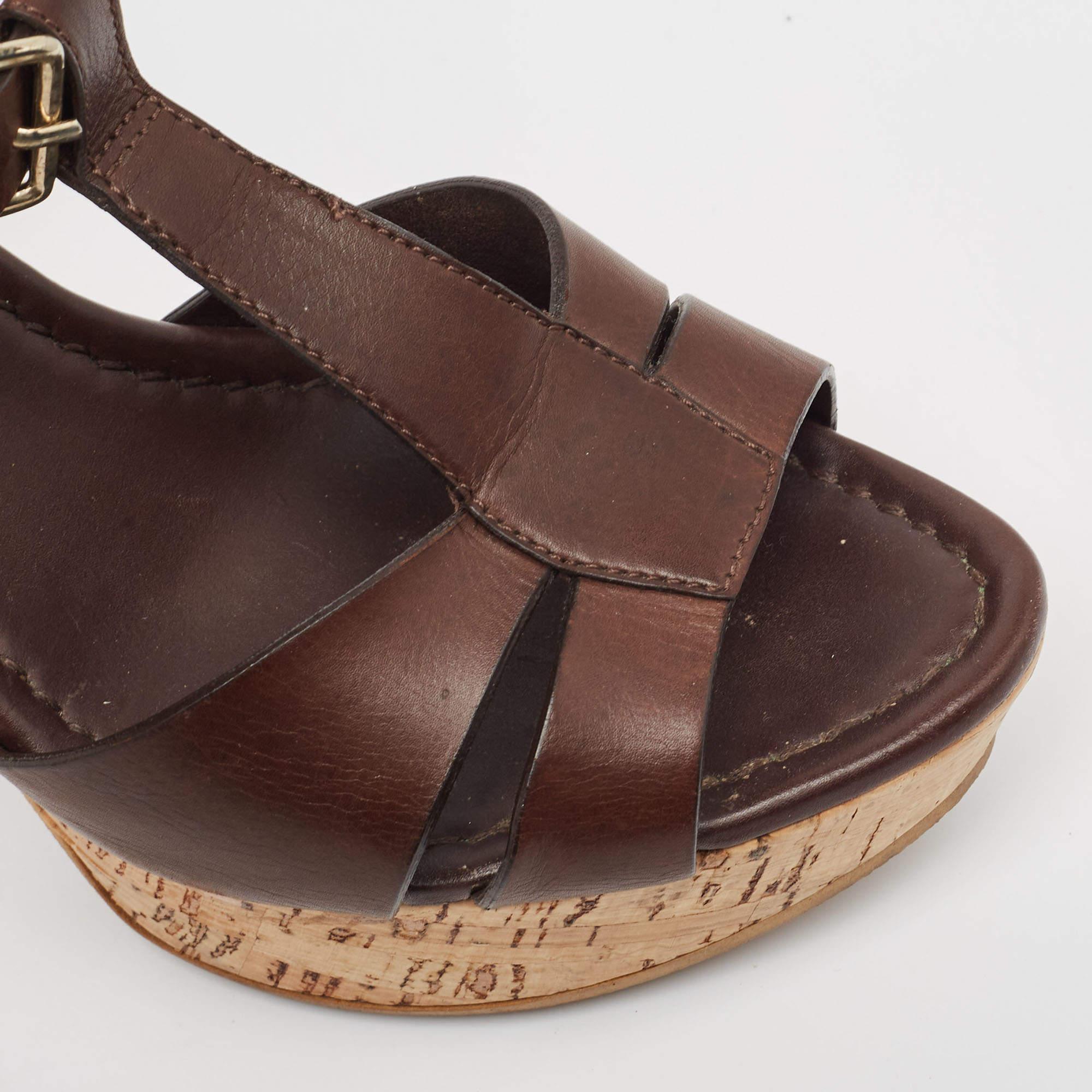 Santoni Sandali con cinturino alla caviglia in pelle marrone taglia 37 in vendita 3