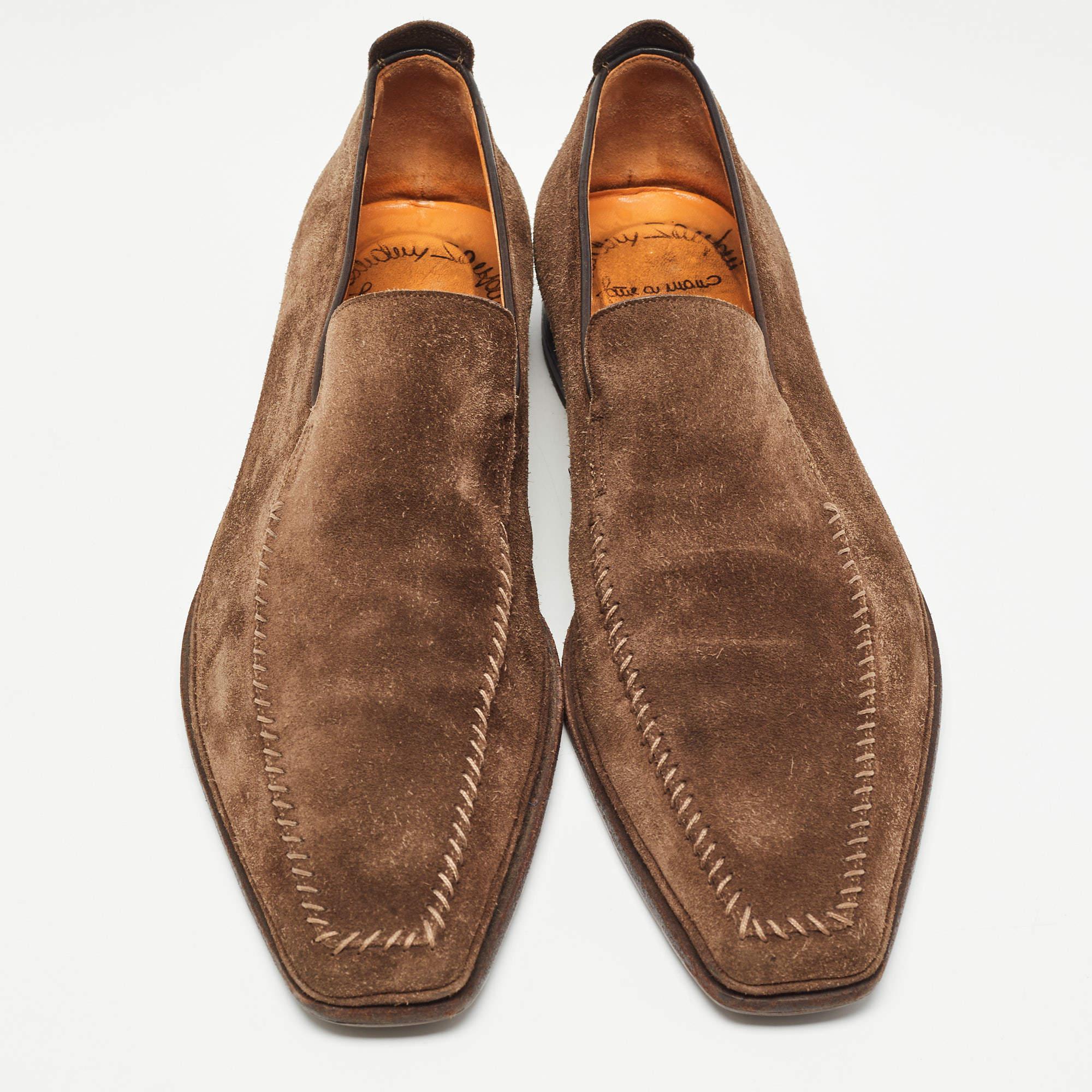 Santoni Brown Suede Slip On Loafers Size 41 In Good Condition For Sale In Dubai, Al Qouz 2