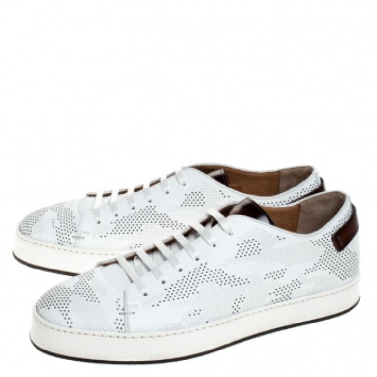 Santoni White Perforated Leather Low Top Sneakers Size 40.5 in vendita 3