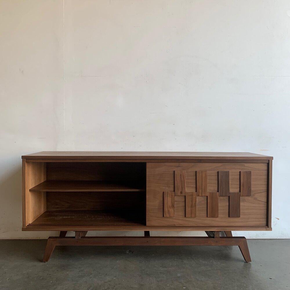 Mid-Century Modern “Santos” Credenza with Sculpted Legs by Vintage On Point For Sale