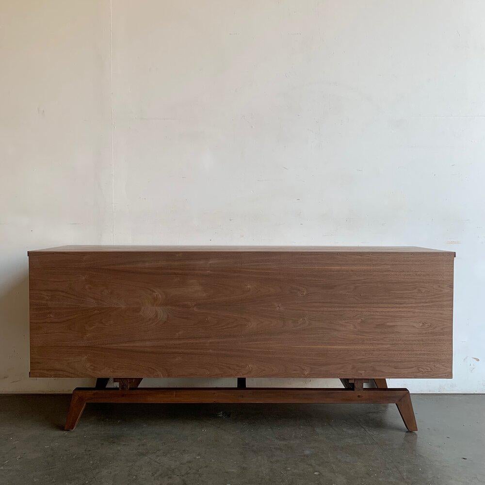 Walnut “Santos” Credenza with Sculpted Legs by Vintage On Point For Sale