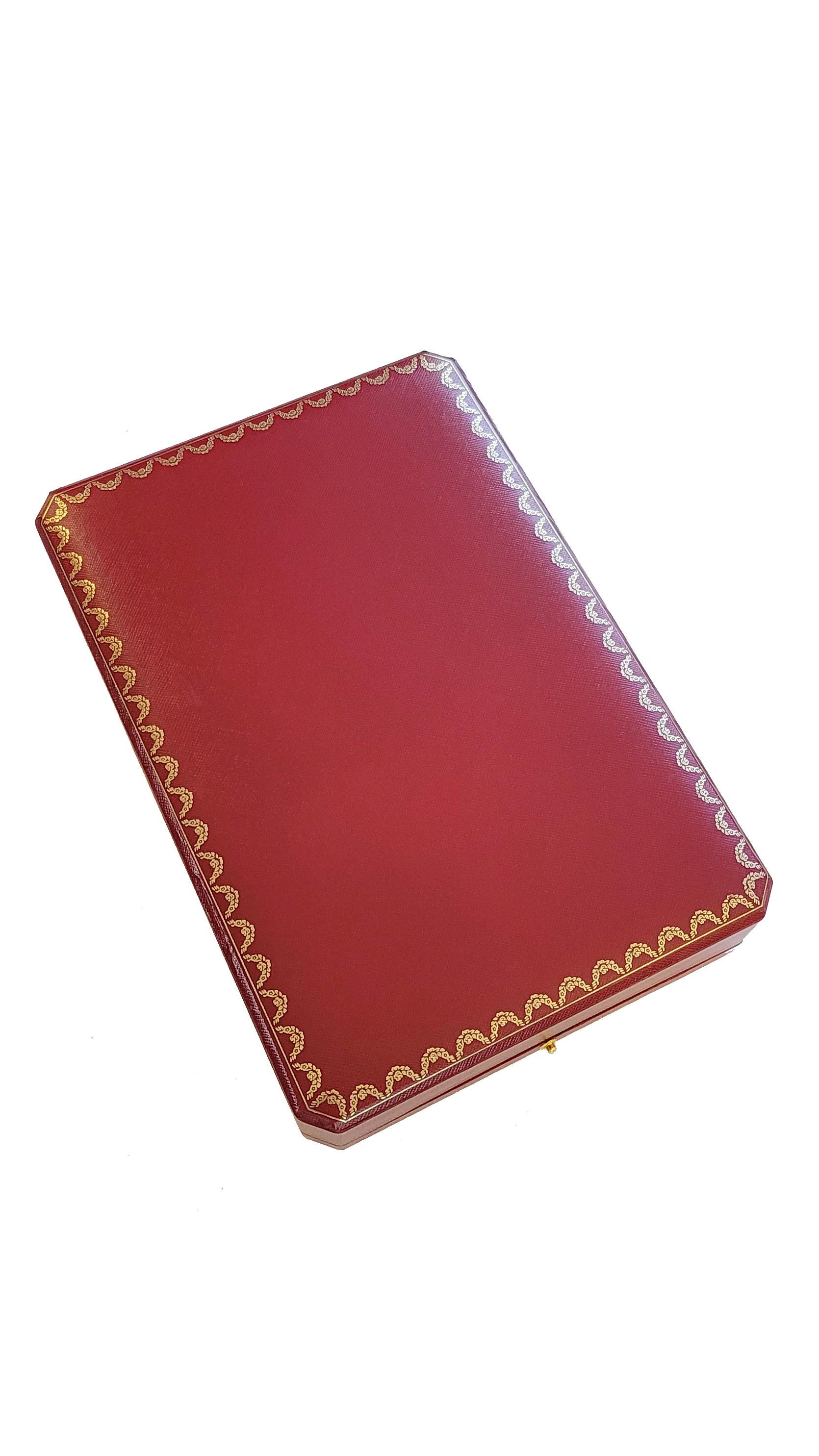 Collana in oro di Cartier da 18 pollici in vendita 2