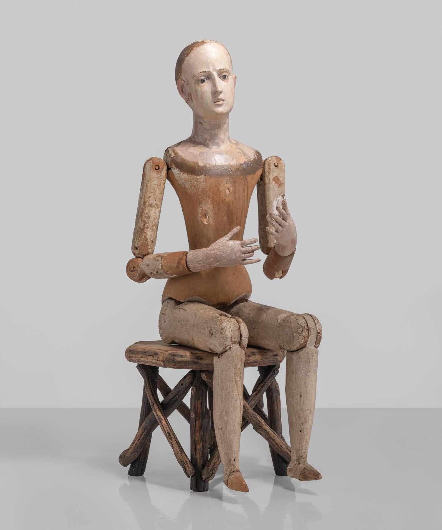 Santos figure, Italy, 19th century.

Stunning original patina, unusually large size, with beautifully painted hands and face.

Measures: 12