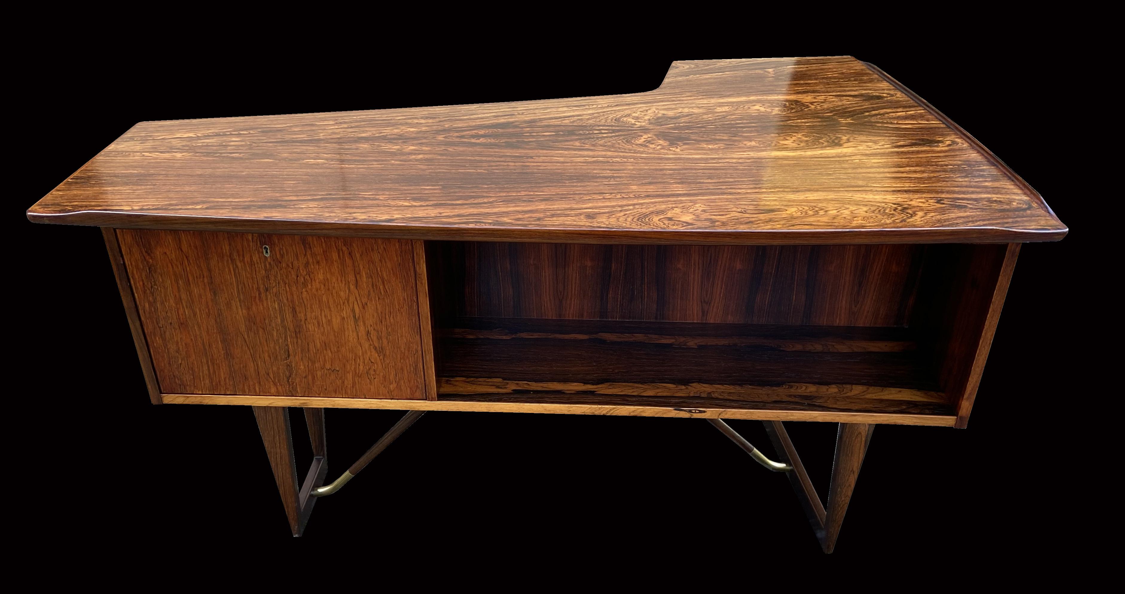 20th Century Santos Rosewood Boomerang Desk by Peter Lovig Nielsen for Hedensted Mobelfabrik