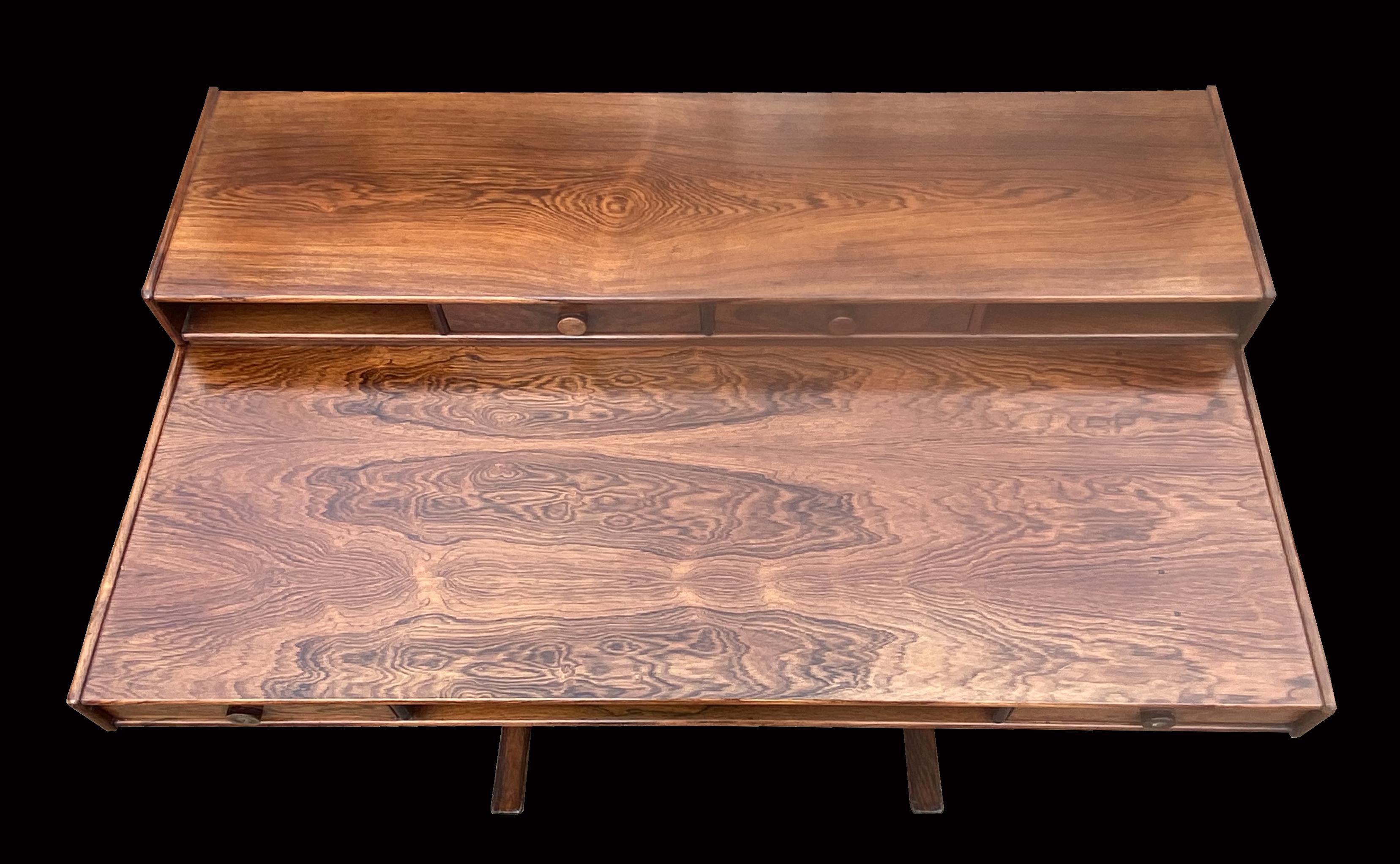 Santos Rosewood Desk by Gianfranco Frattini for Bernini 1