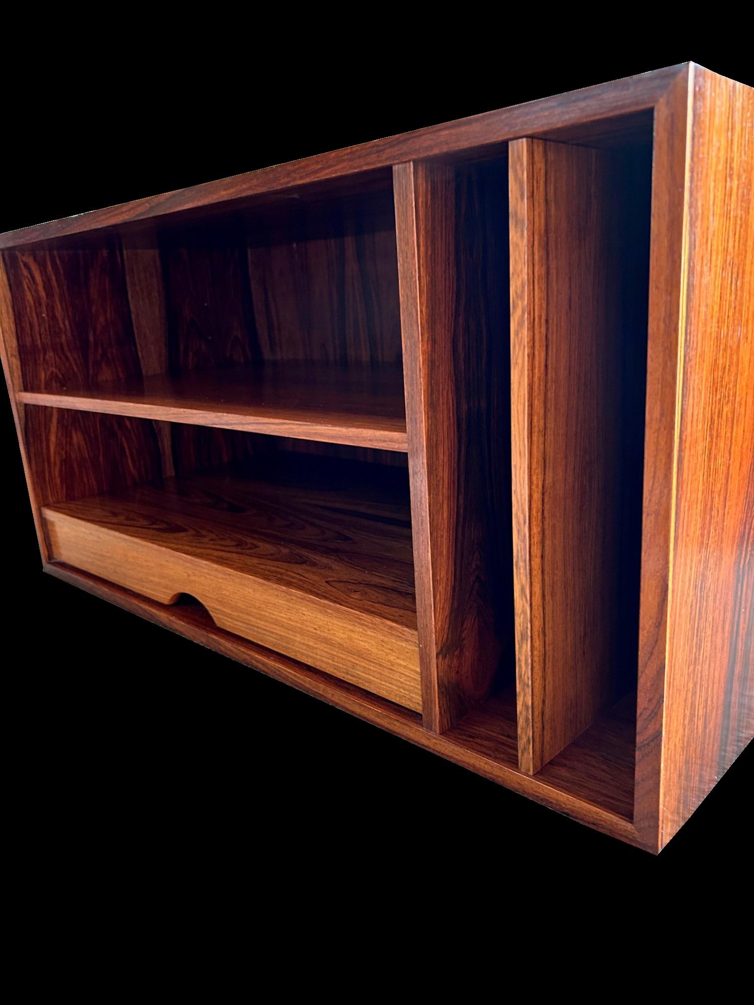 A very cool Santos Rosewood cabinet for your records and turntable, made in Norway by Bruksbo and in great condition.