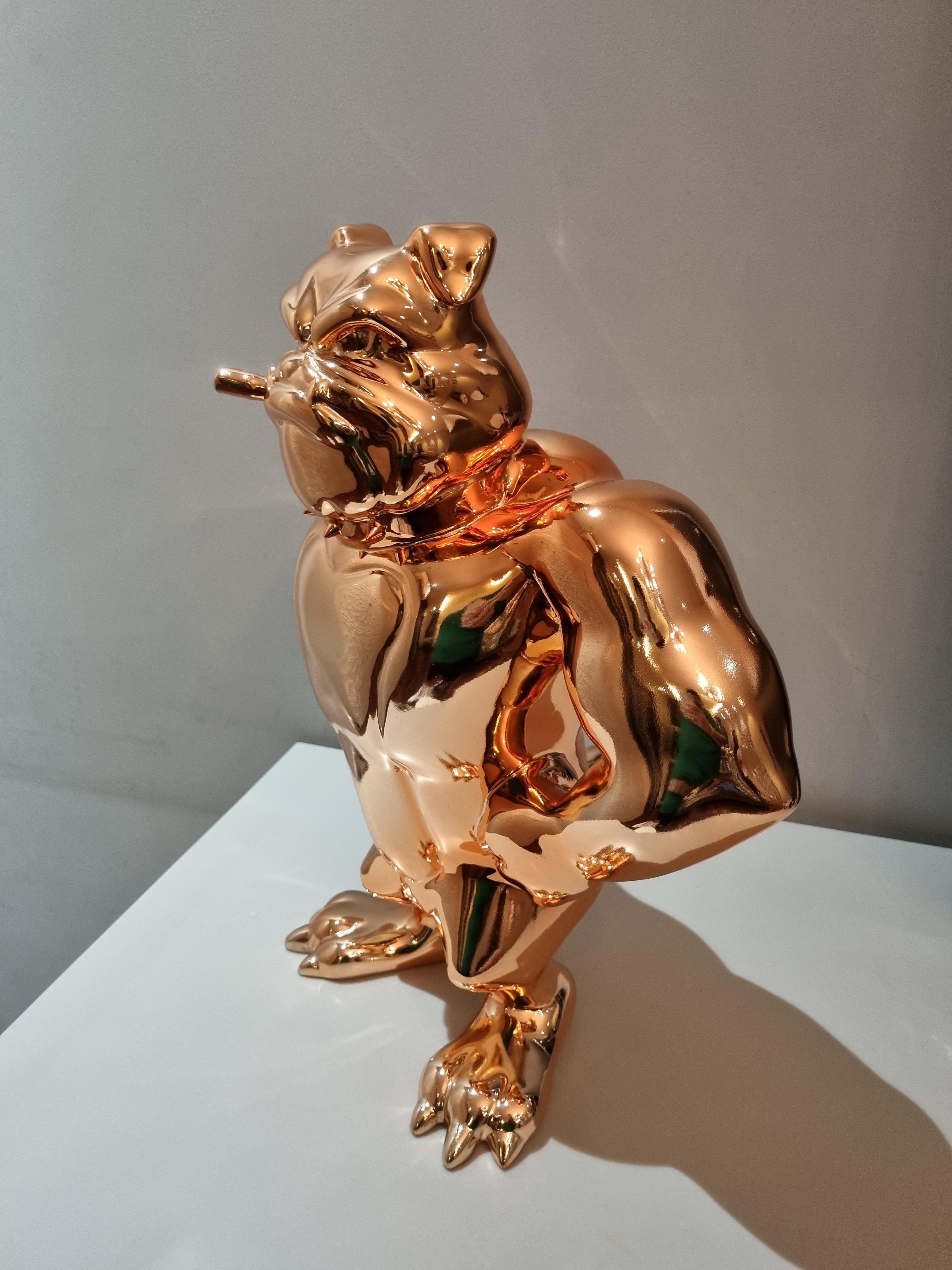 Boss Dog 2-original bulldog sculpture figure iconique-art contemporain-œuvre d'art - Sculpture de Sanuj Birla