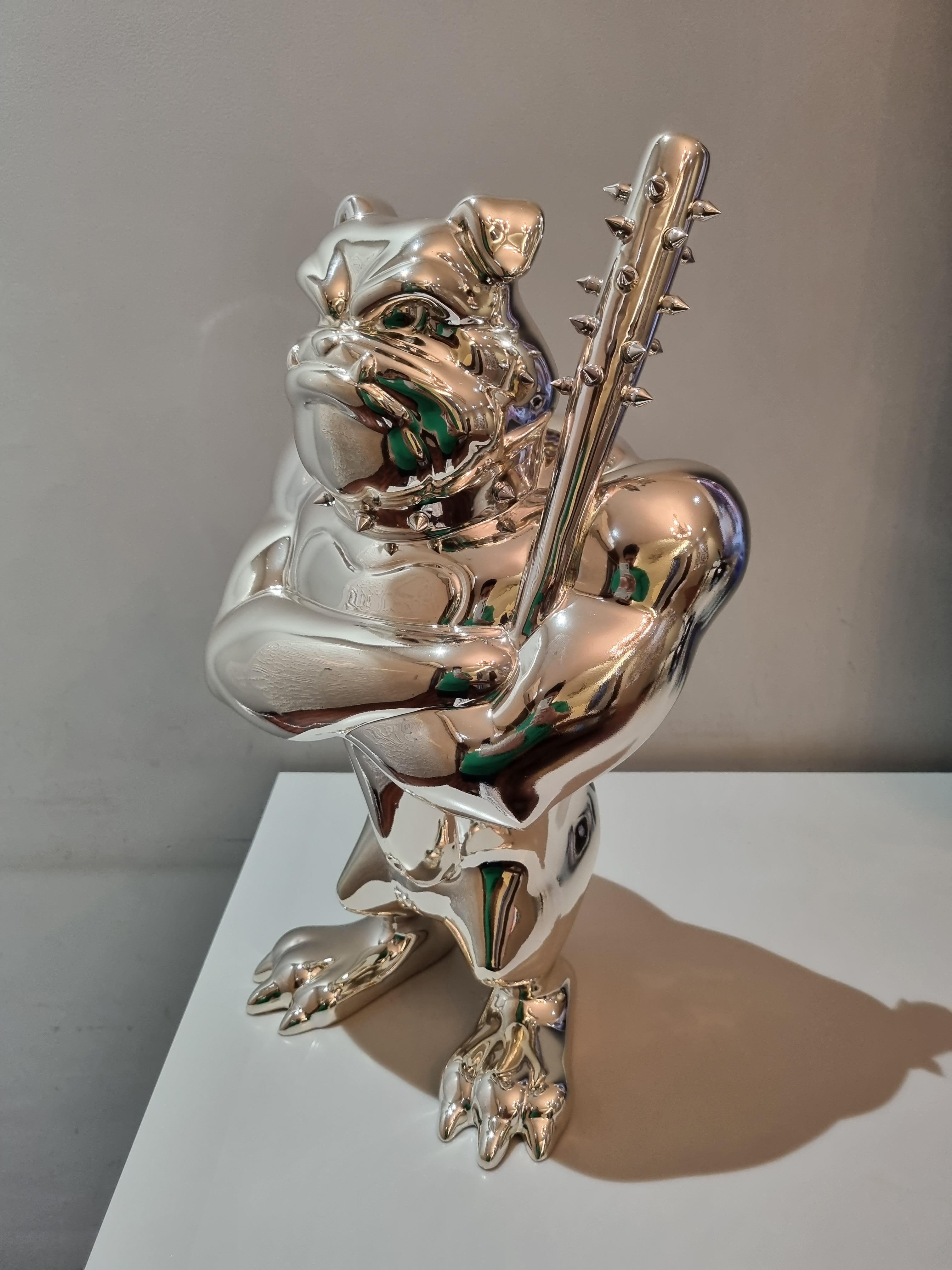 Boss Dog I- figure originale de bouledogue-sculpture moderne-art contemporain-œuvre d'art - Contemporain Sculpture par Sanuj Birla