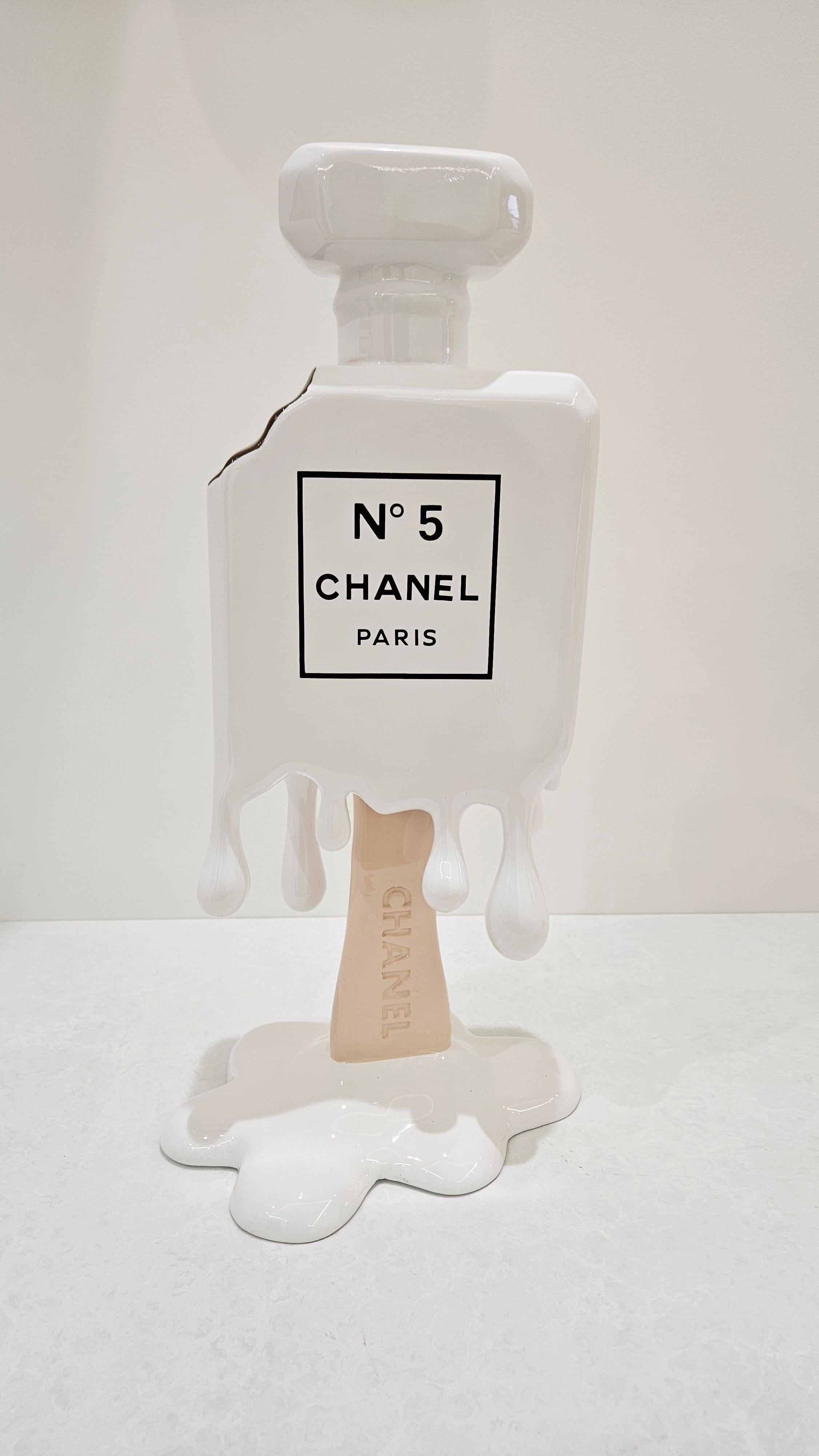 Figurative Sculpture di Sanuj Birla - Coco Popsicle Sculpture (White)- edizione limitata iconica pop art-arte contemporanea