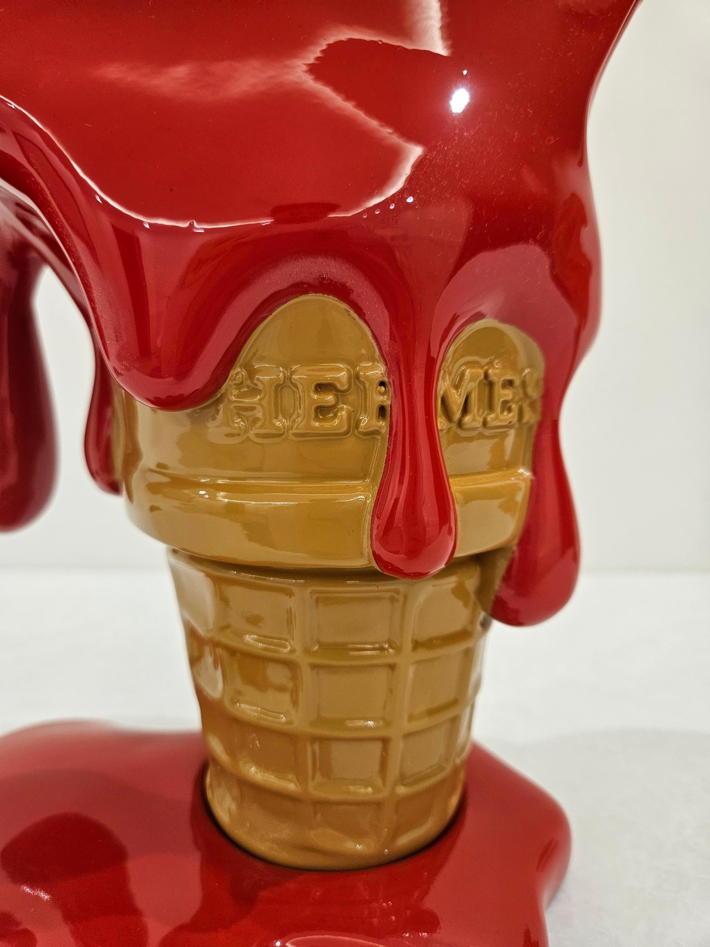 Escultura I-Scream Kelly (Rojo) -edición limitada arte pop icónico-arte contemporáneo en venta 1