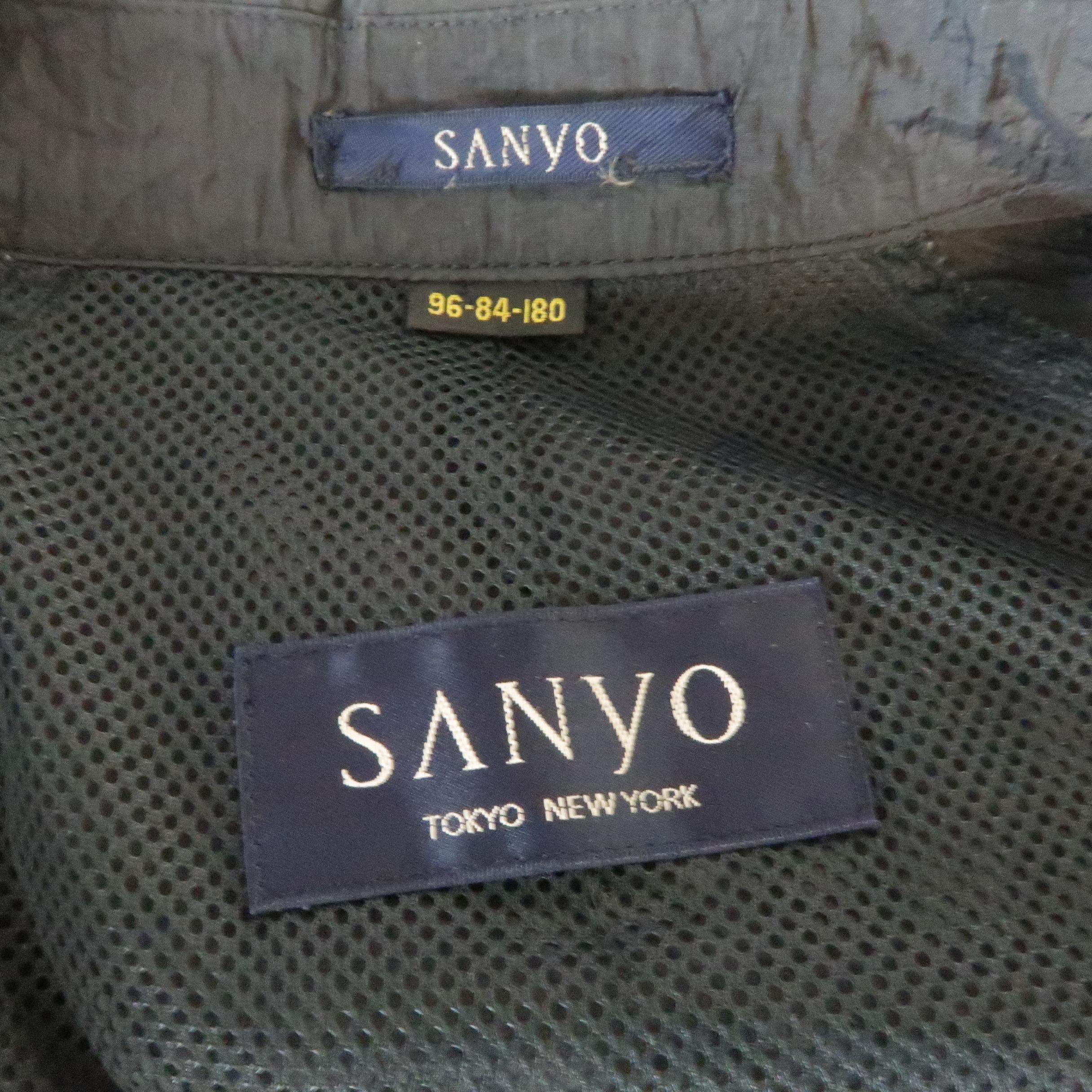 SANYO 40 Black Textured Nylon Belted Raincoat 6