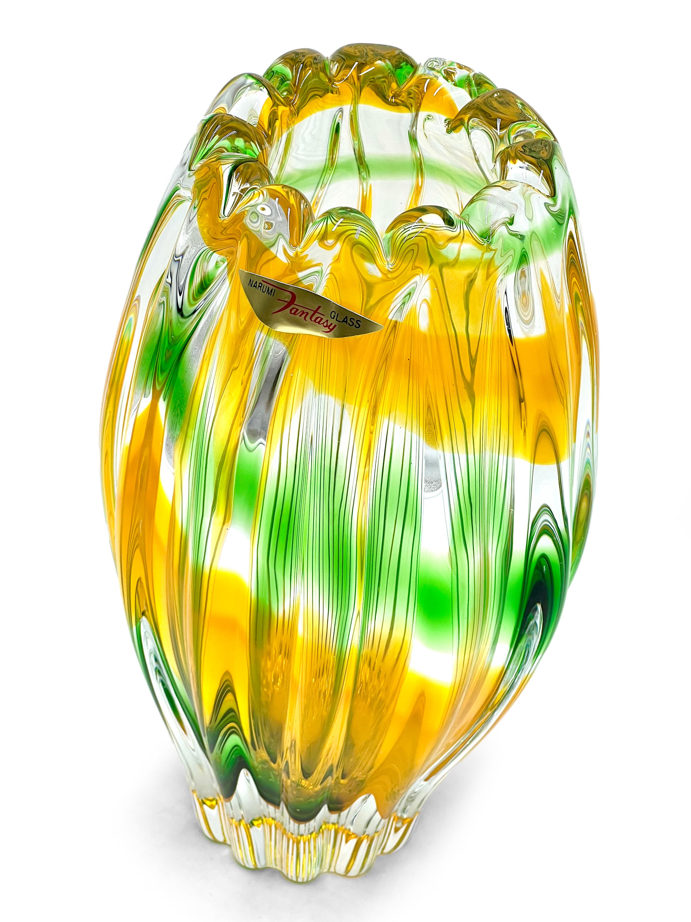 Sanyu Glass (Japón) de su gama Narumi 'Fantasía' - Jarrón de vidrio artístico de 9 Japonés en venta