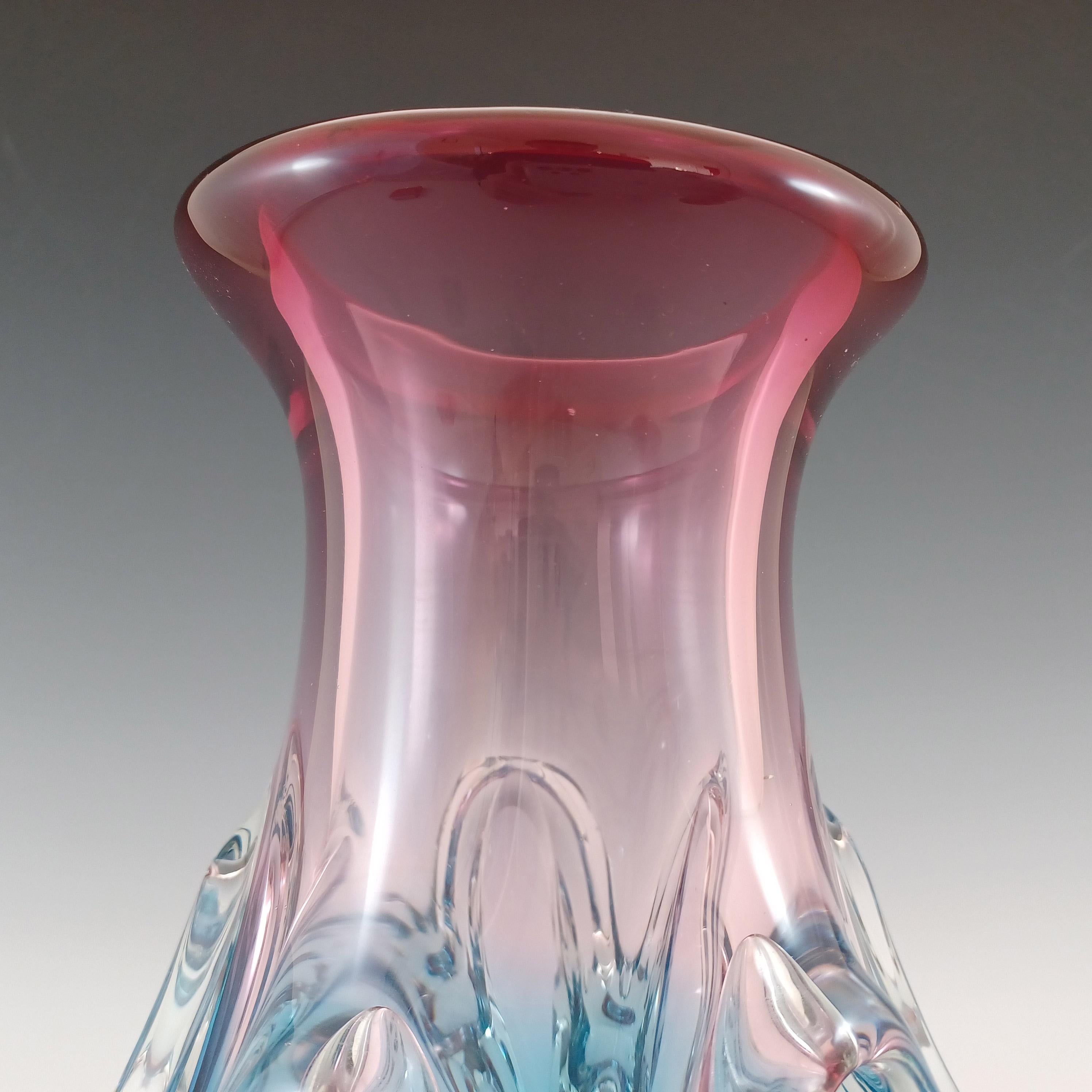 Jarrón Vintage Japonés Sanyu de Cristal Rosa y Azul Vidrio en venta