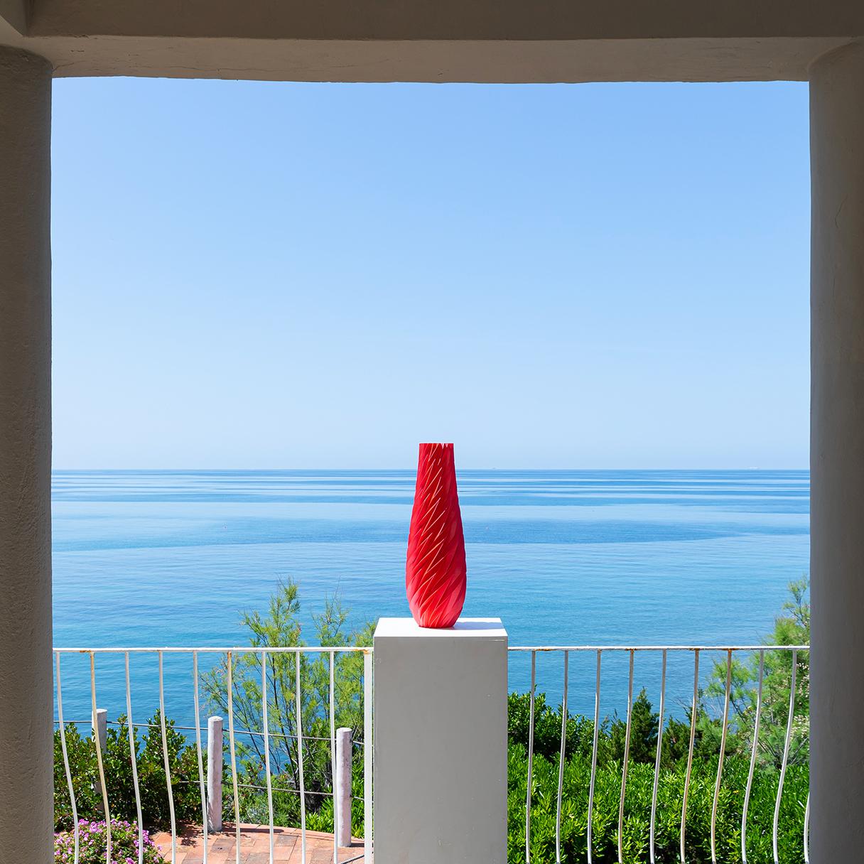 Italian Saphira, Red Contemporary Sustainable Vase-Sculpture For Sale