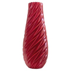 Saphira, vase-sculpture rouge contemporain durable