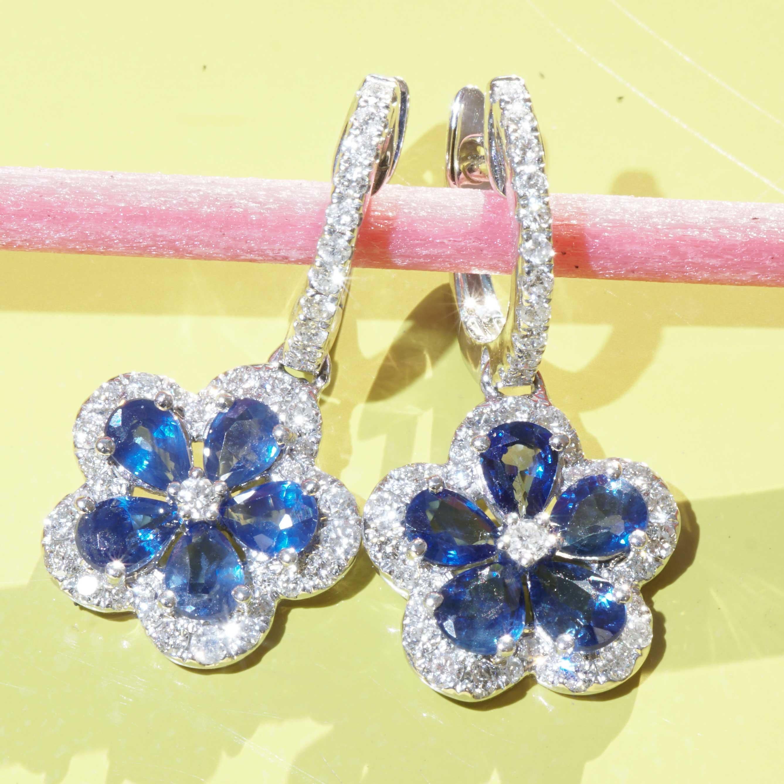 Saphire Brilliant Earrings floral Style 1.20 ct 0.56 ct floral amazing Design  For Sale 2