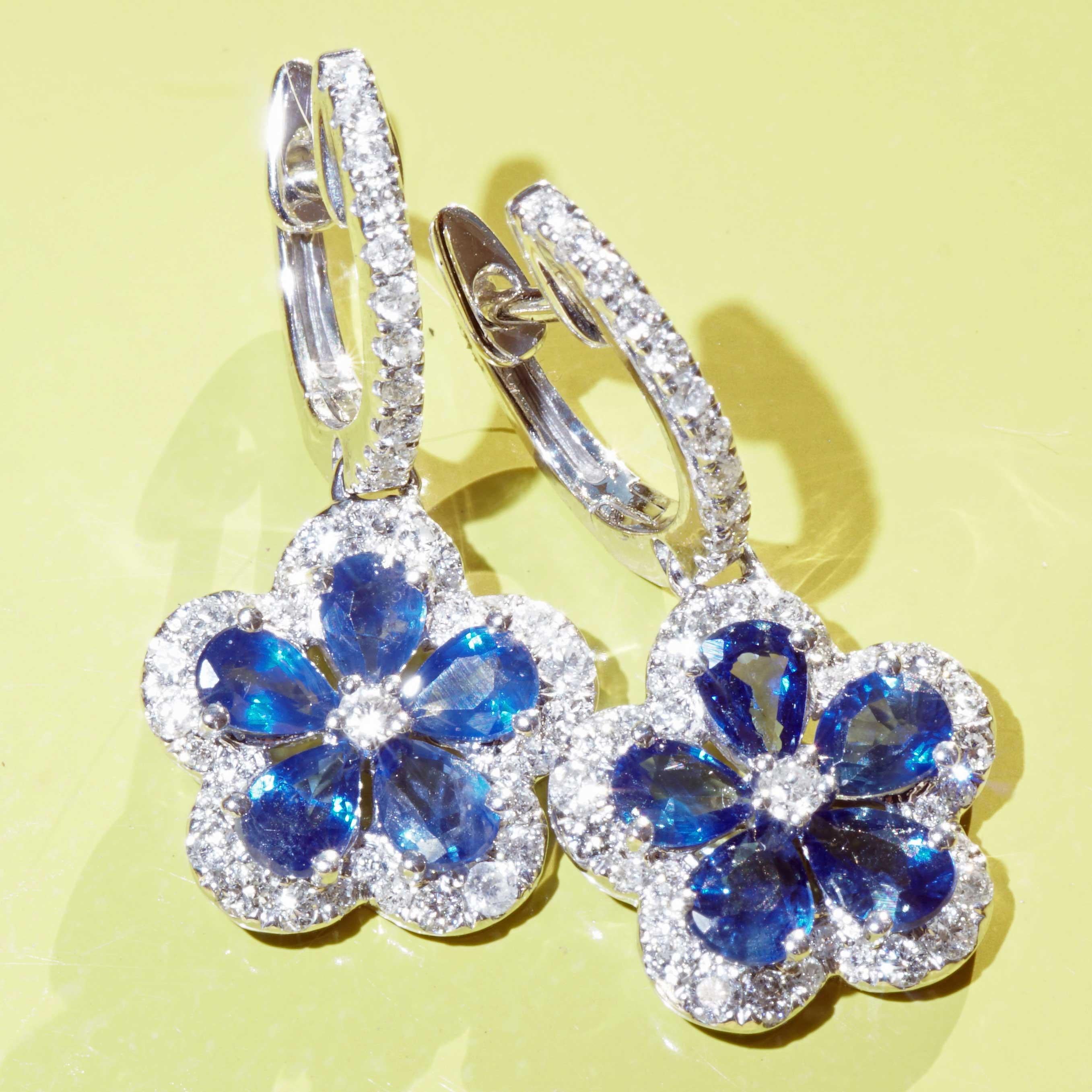 Saphire Brilliant Earrings floral Style 1.20 ct 0.56 ct floral amazing Design  For Sale 3