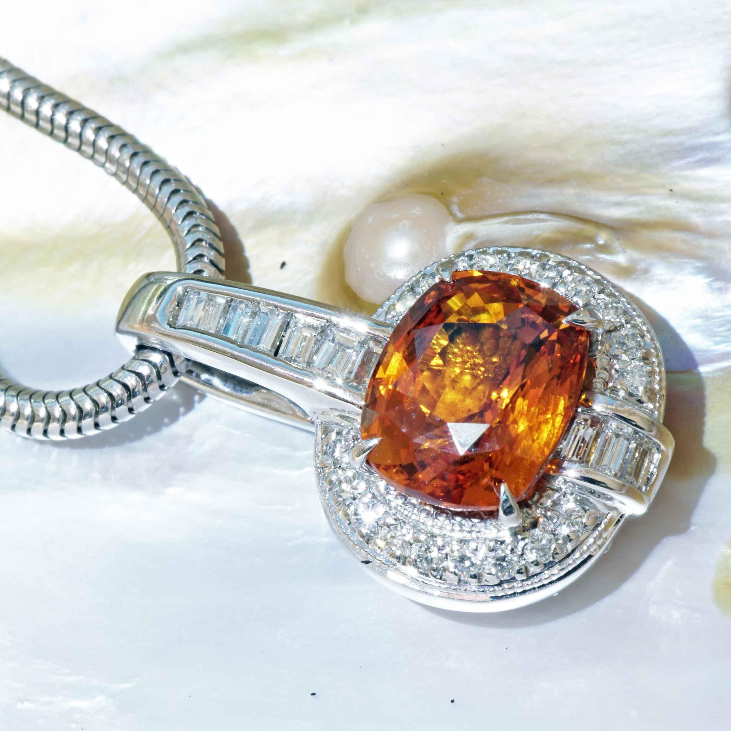 Taille ovale Saphire Brilliante Pendentif Platine lumineuse incroyable Couleur 3.585 ct 1.46 ct en vente