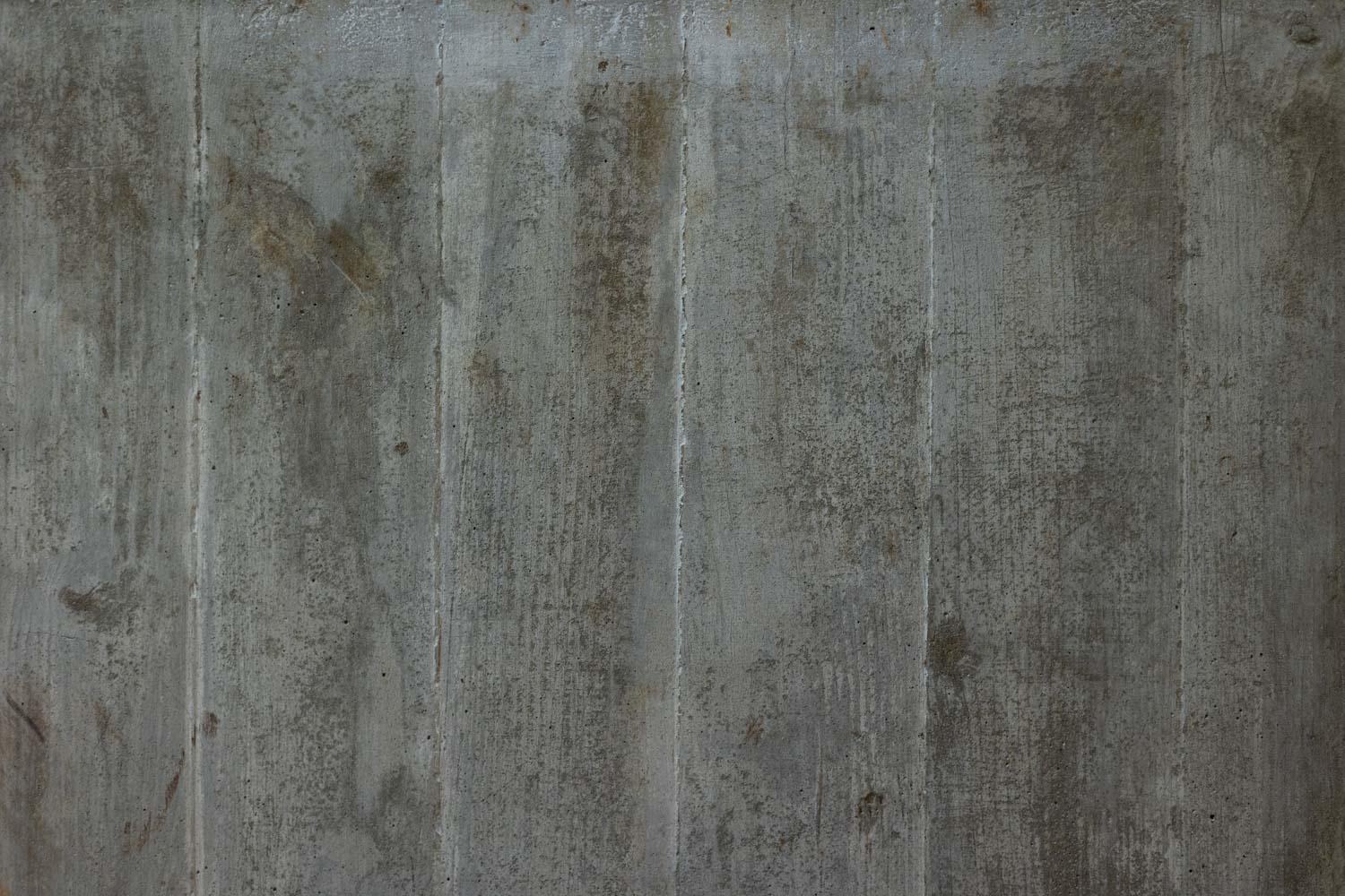 Saporiti. Brutalist and minimalist desk in glass and concrete. 1970s. For Sale 2