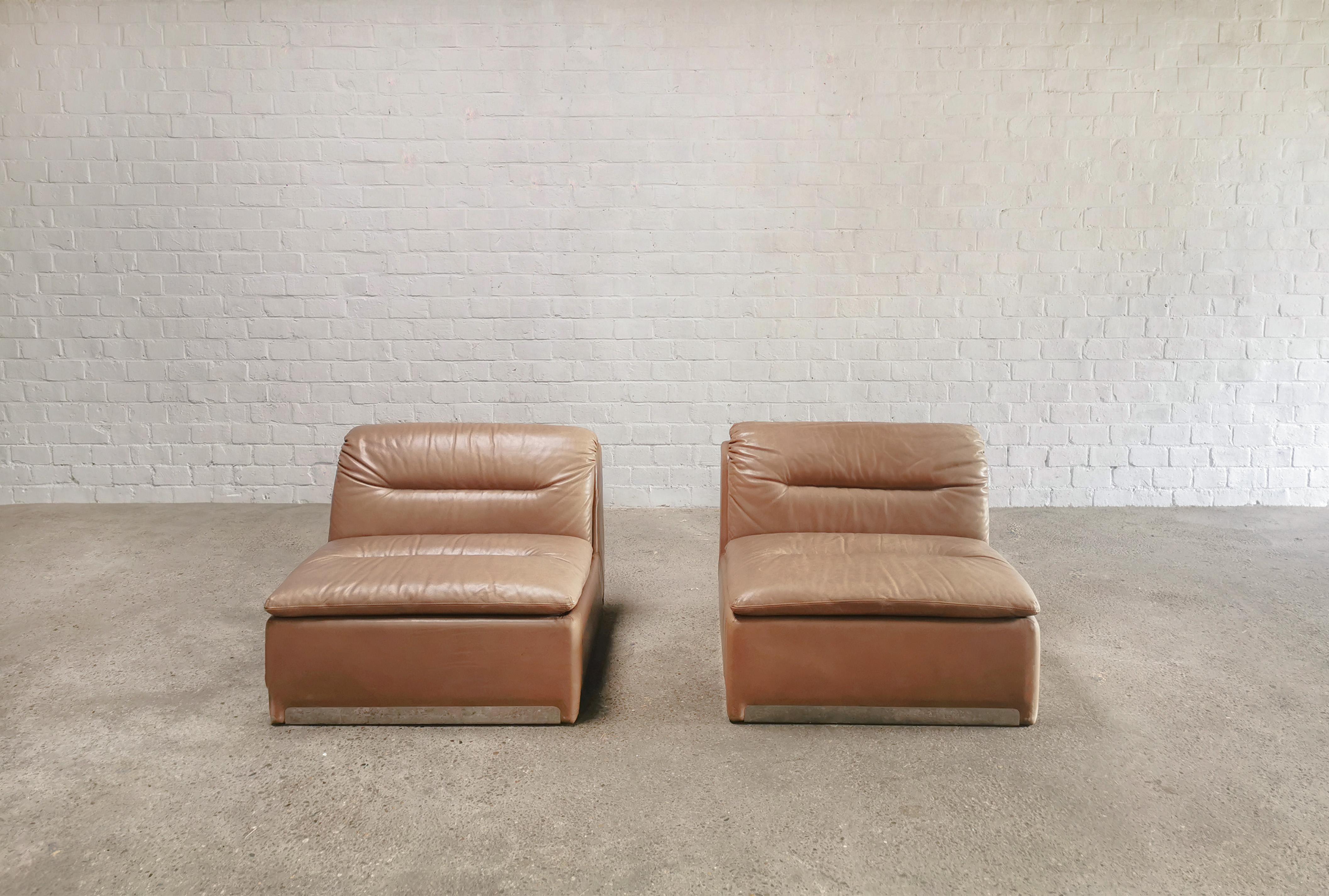 Saporiti Cognac Leather 'P10' Lounge Chairs, Italy 1970's In Good Condition For Sale In Zwijndrecht, Antwerp