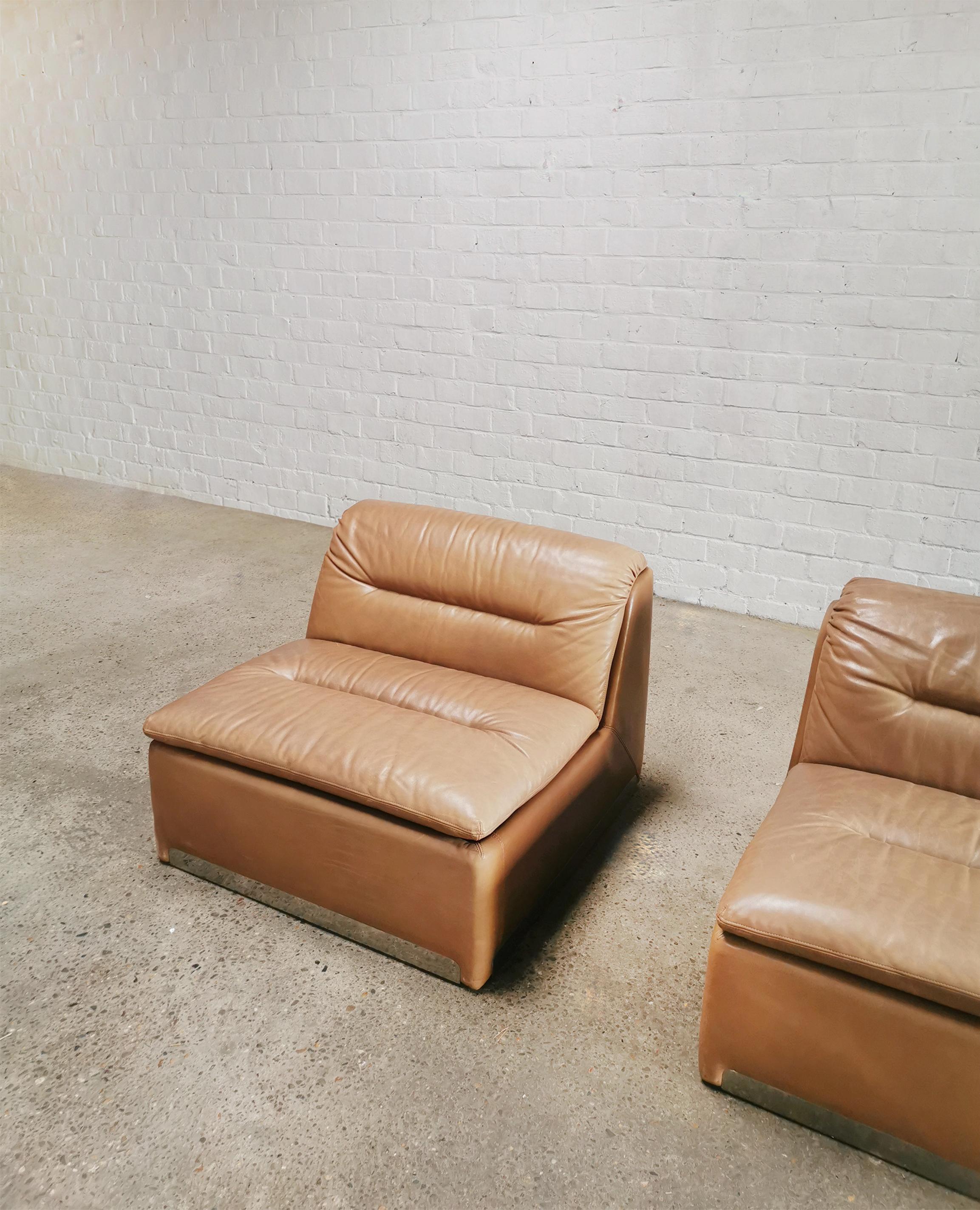Late 20th Century Saporiti Cognac Leather 'P10' Lounge Chairs, Italy 1970's For Sale