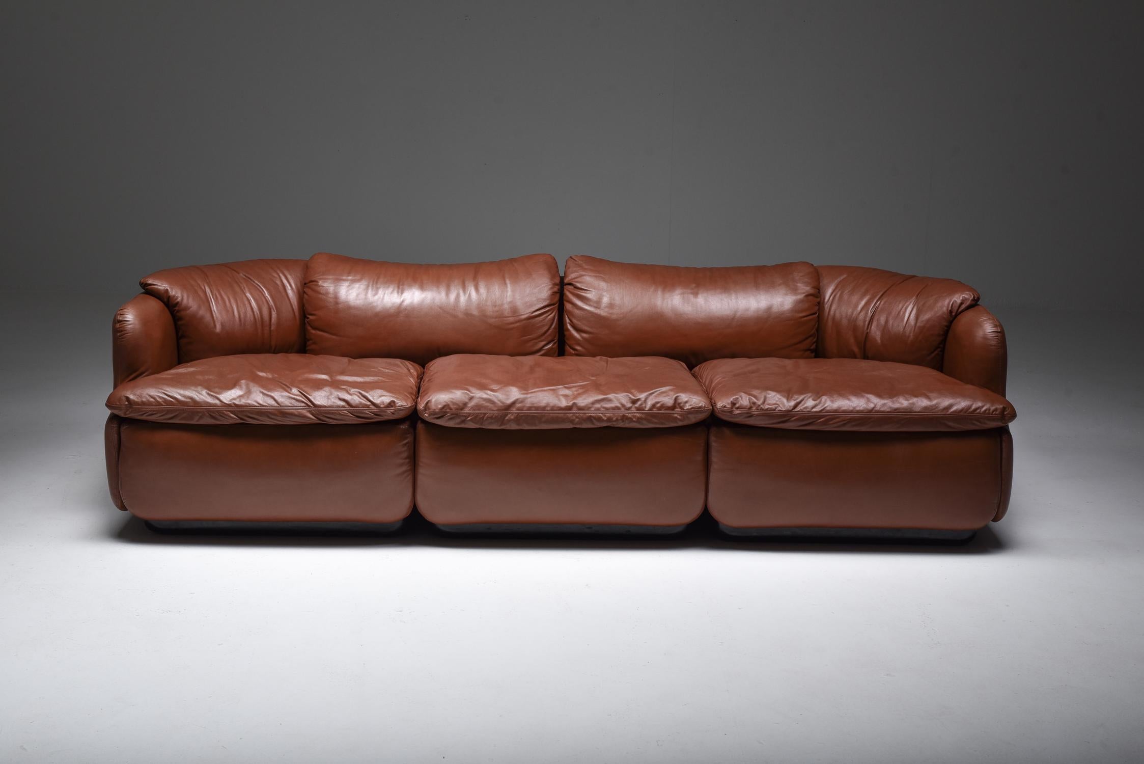 Mid-Century Modern Saporiti 'Confidential' Cognac Leather Sofa by Alberto Rosselli