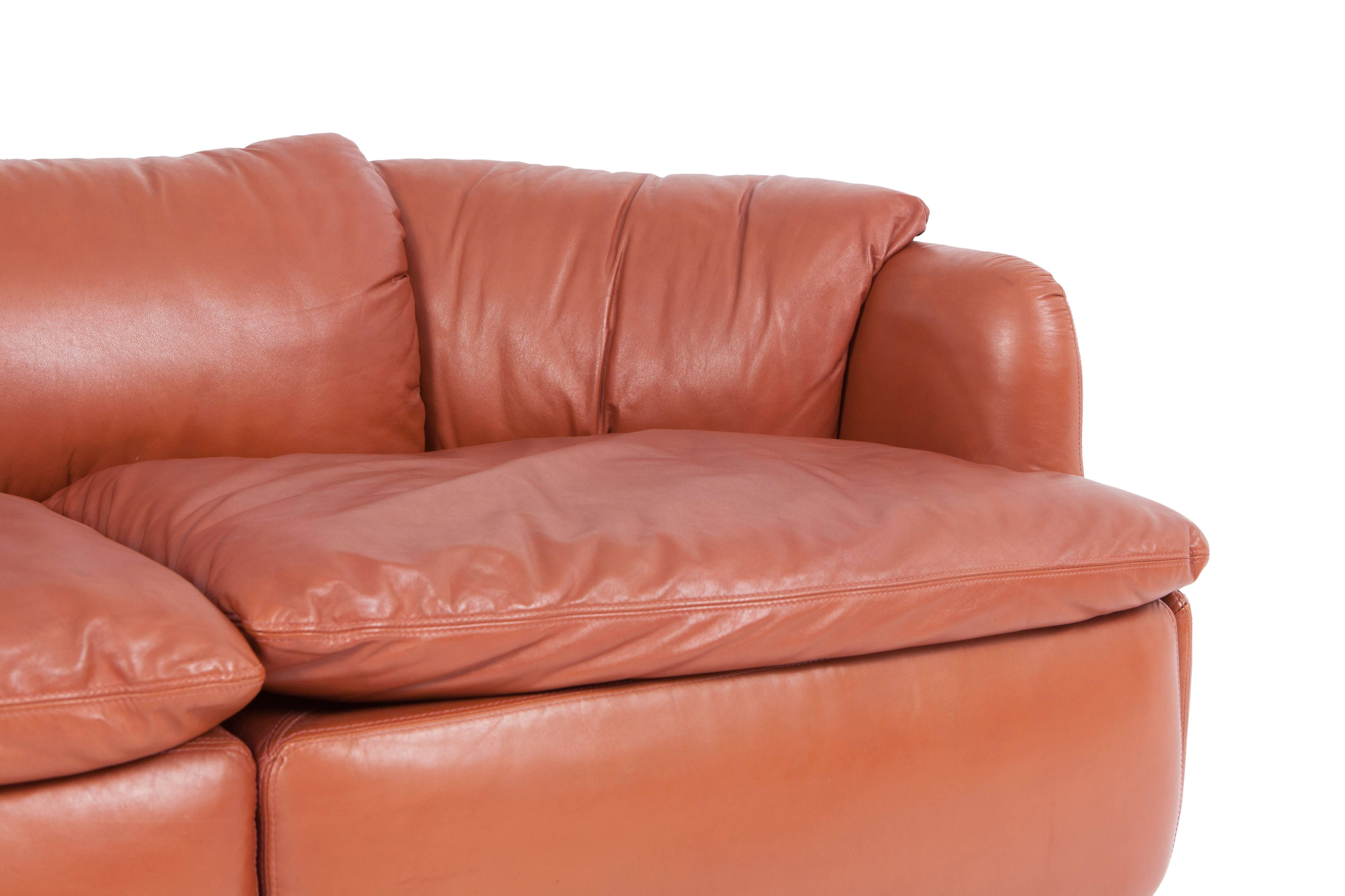 Saporiti 'Confidential' Cognac Leather Sofa by Alberto Rosselli In Excellent Condition In Antwerp, BE